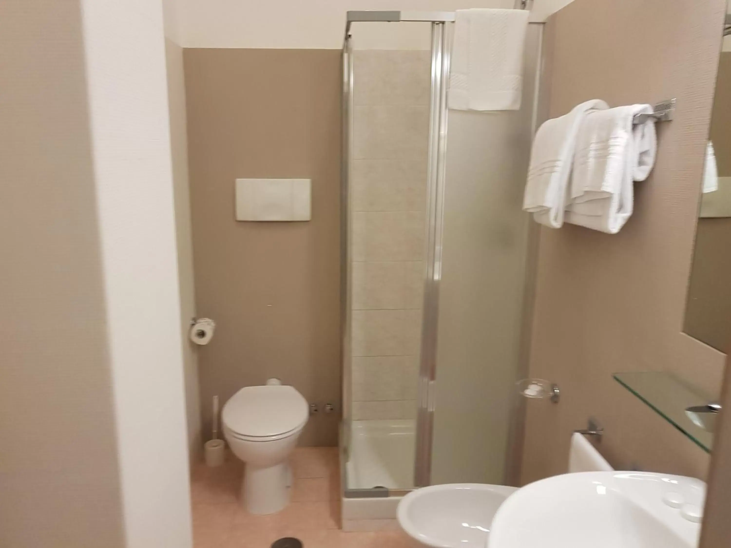 Bathroom in ibis styles Trani