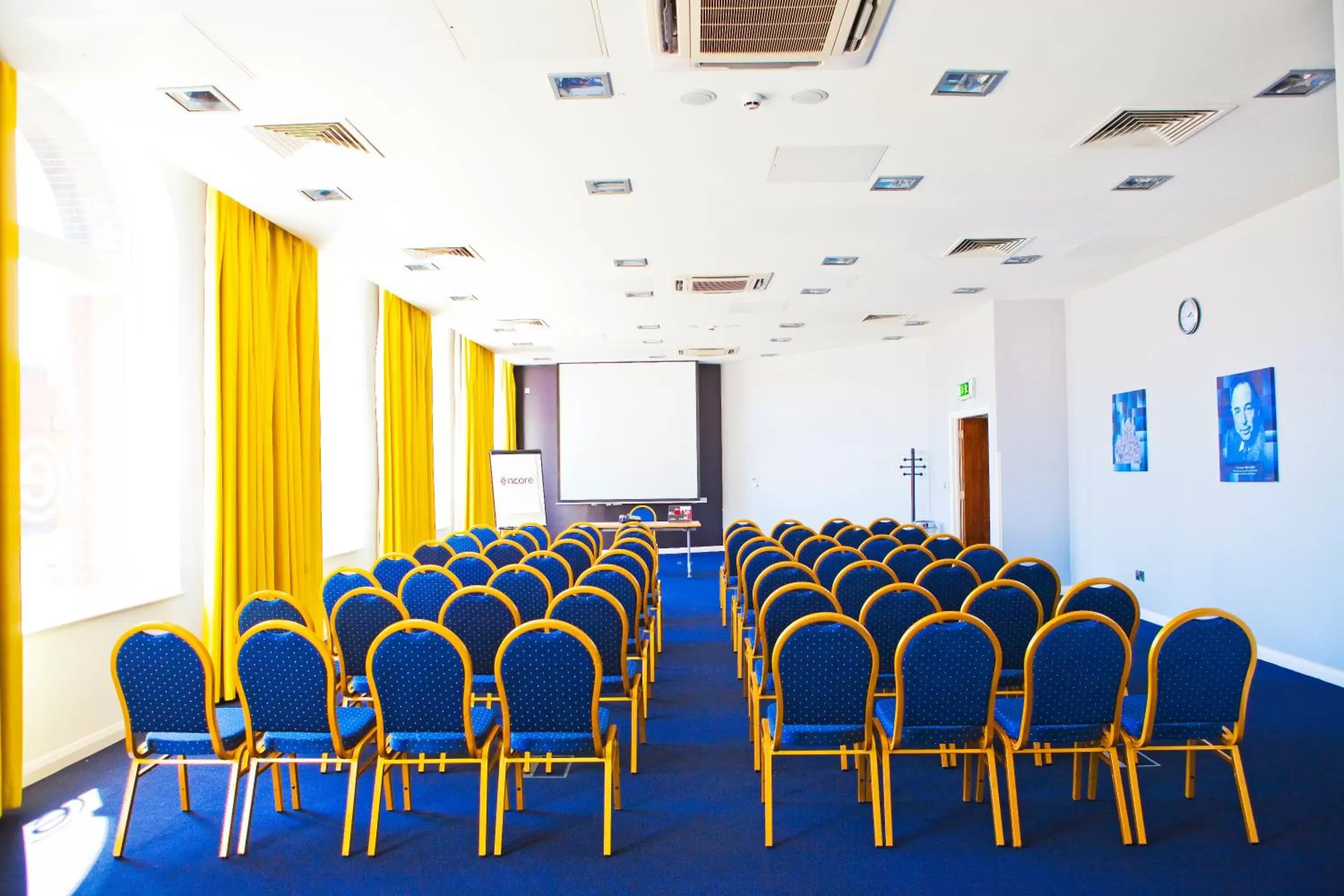 Business facilities in Ramada by Wyndham Belfast