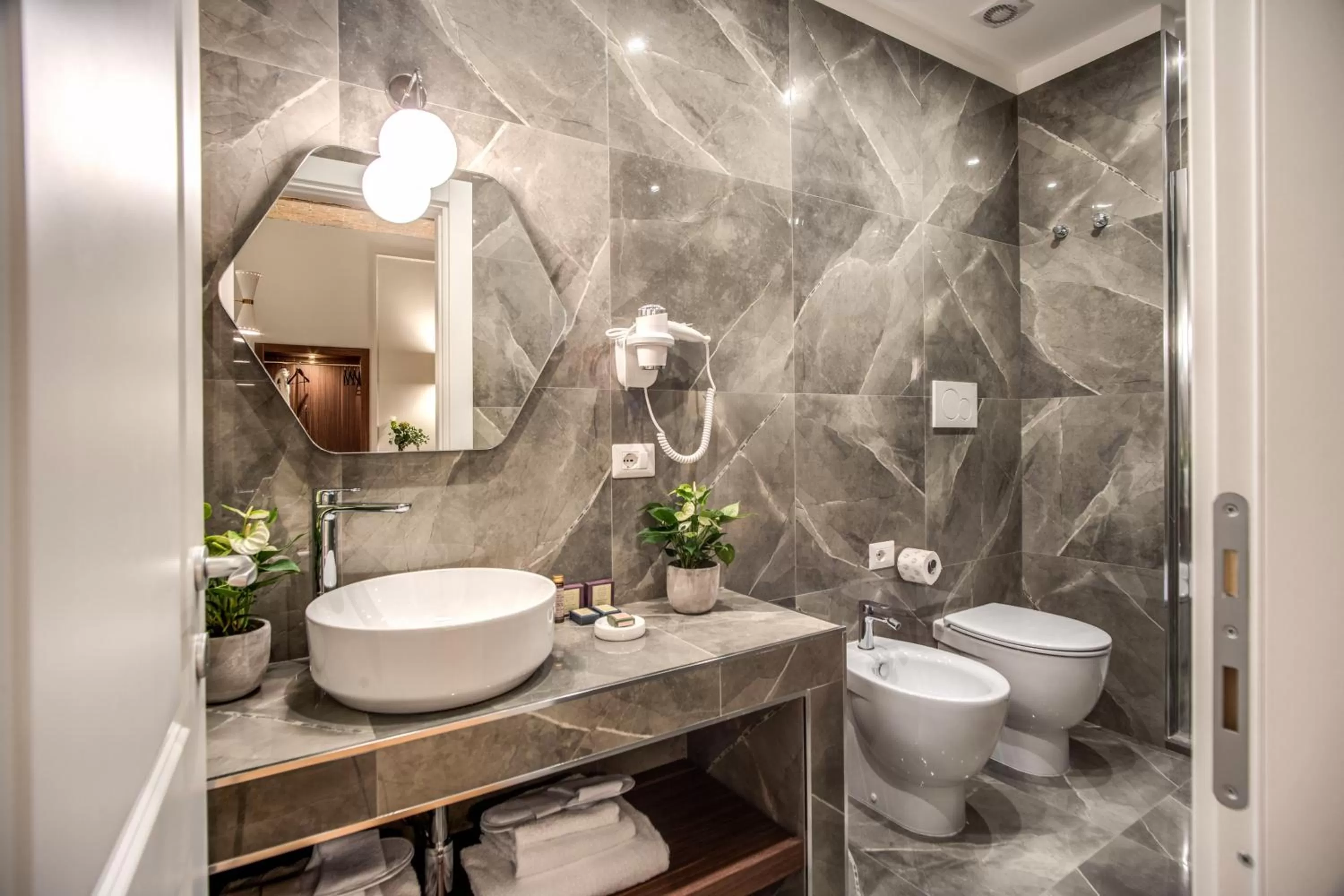 Bathroom in Tree Charme Augusto Boutique Hotel