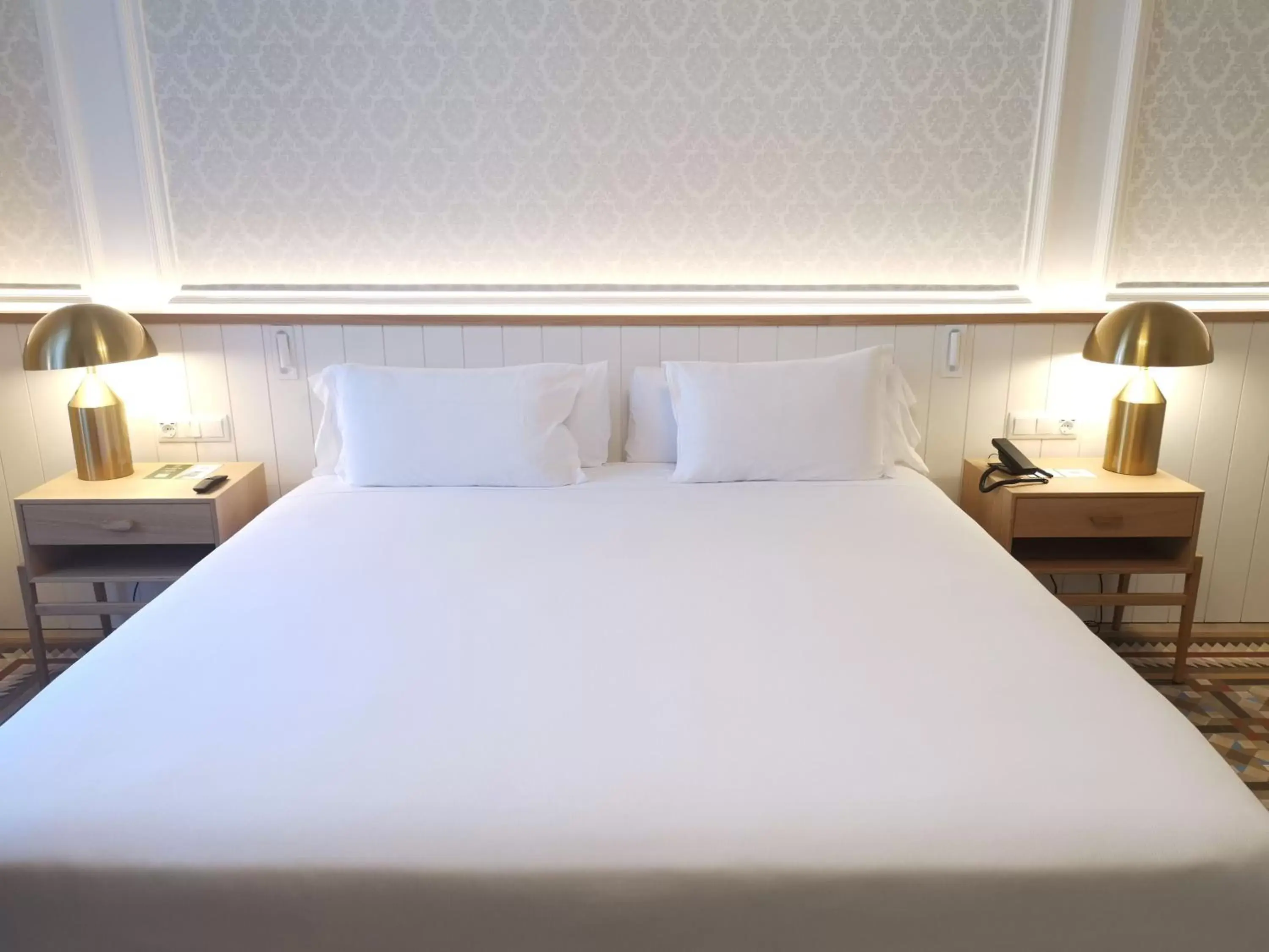 Bed in Boutique Hotel H10 Catalunya Plaza