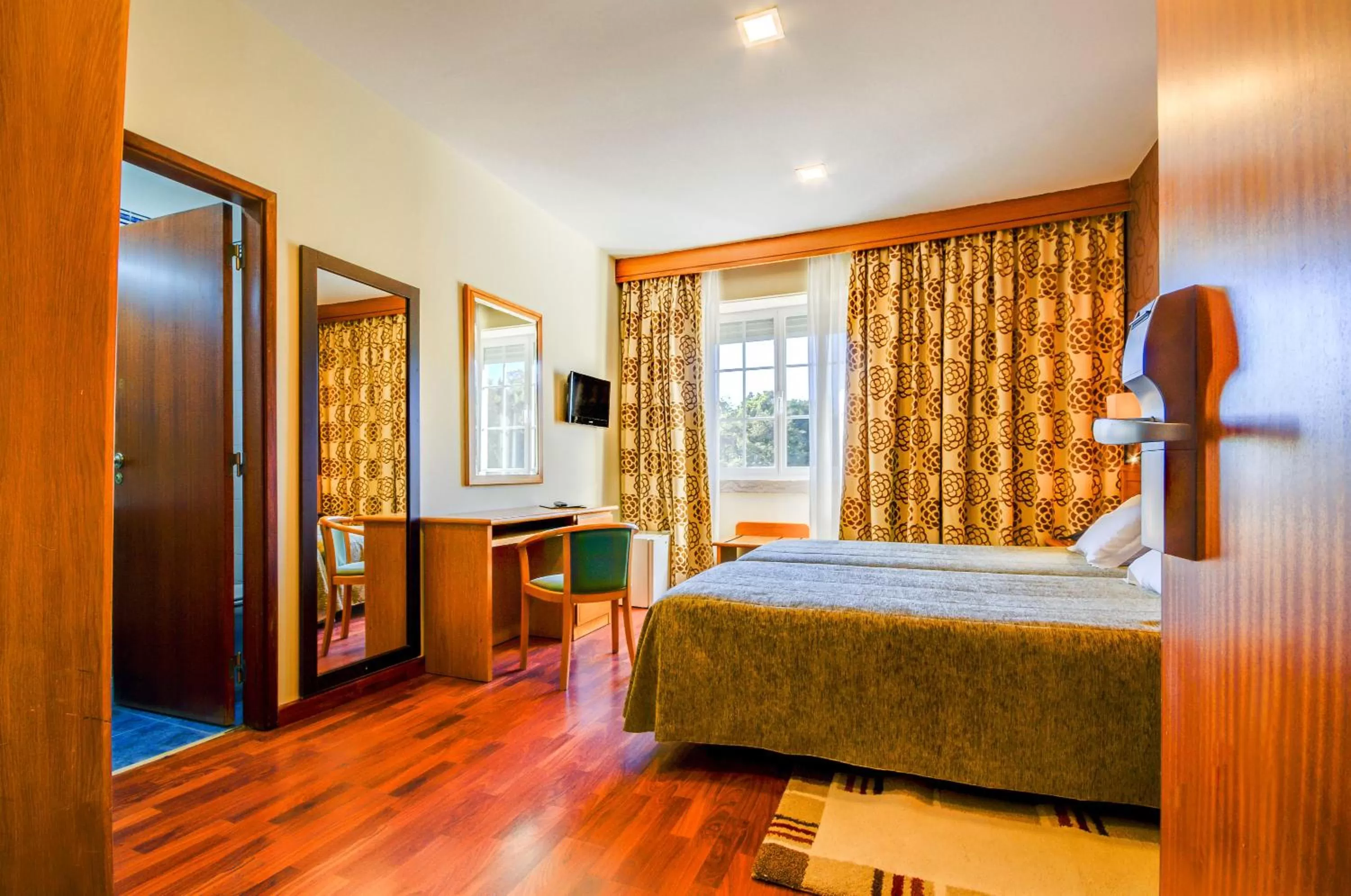 Photo of the whole room, Bed in Hotel Avenida Park