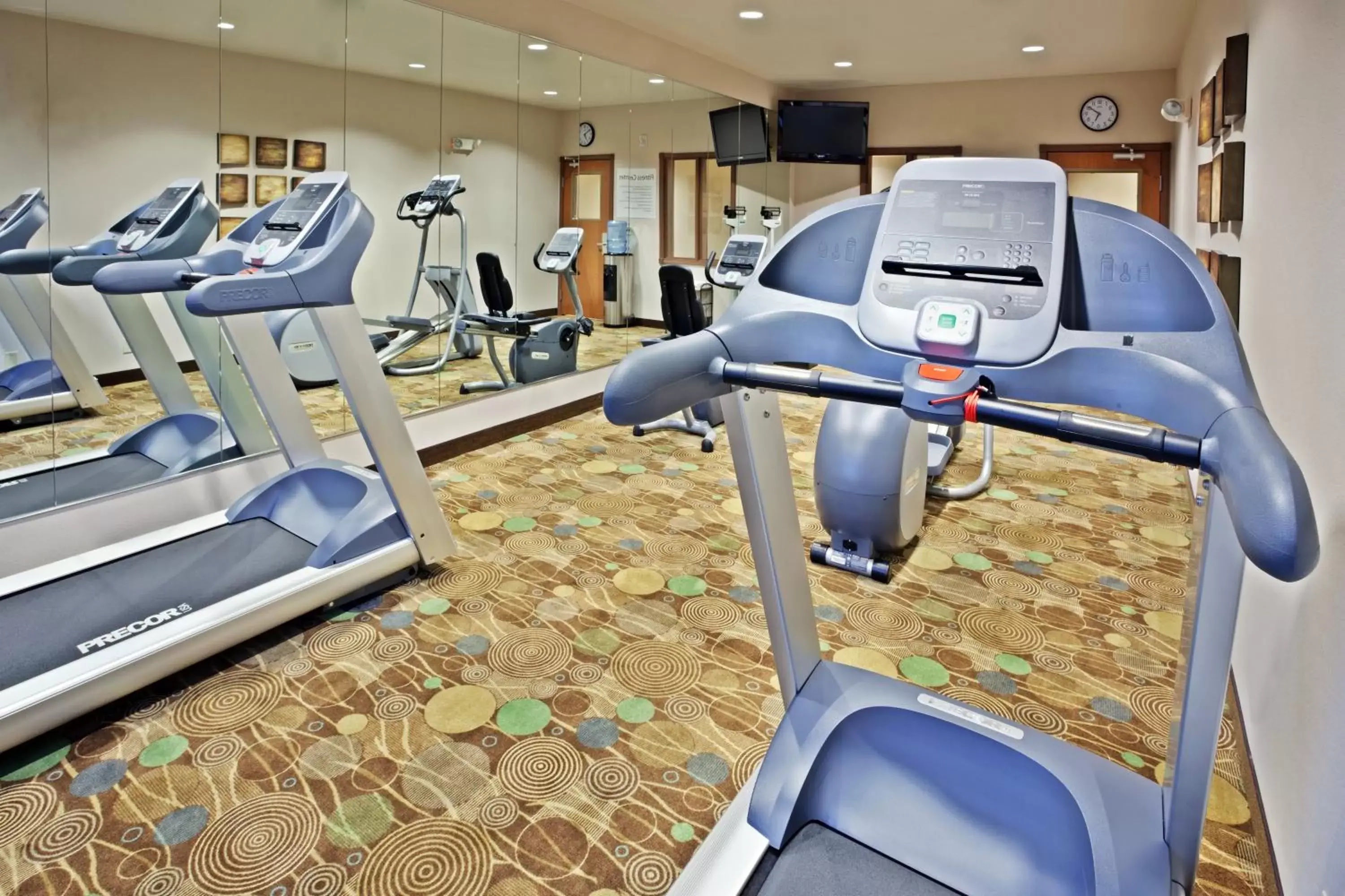 Fitness centre/facilities, Fitness Center/Facilities in Holiday Inn Express Hotel & Suites Vancouver Mall-Portland Area, an IHG Hotel