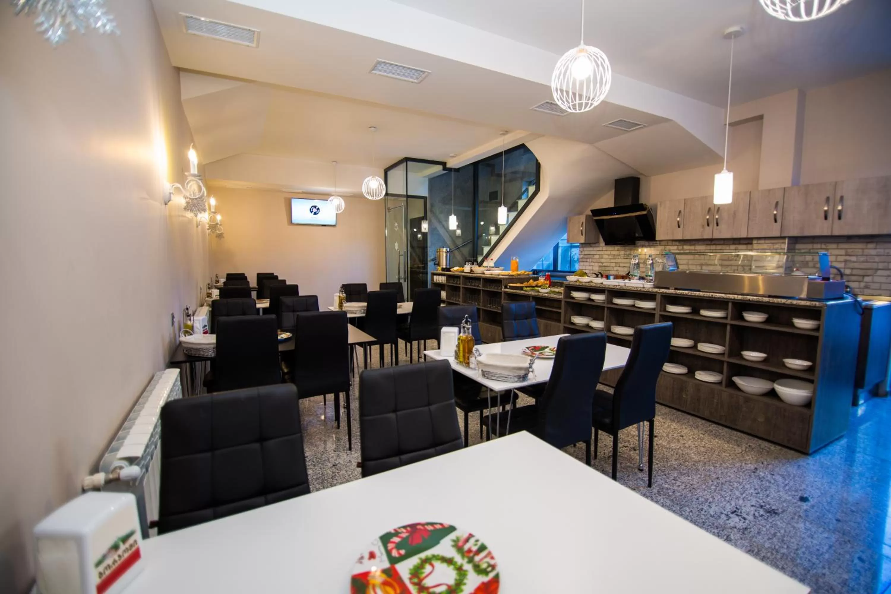 Restaurant/Places to Eat in Milano Palace Borjomi