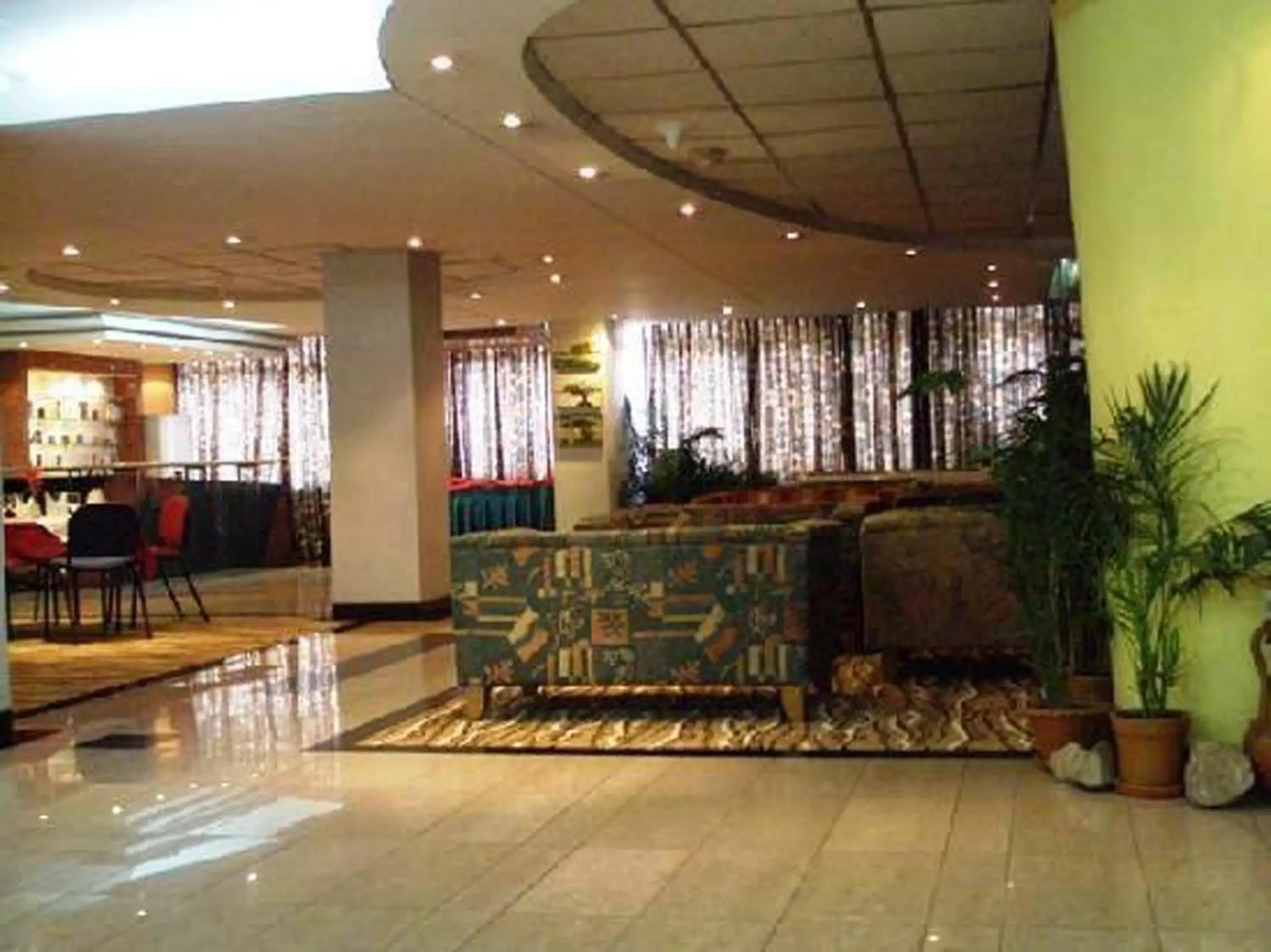 Lobby/Reception in La Vinci Hotel