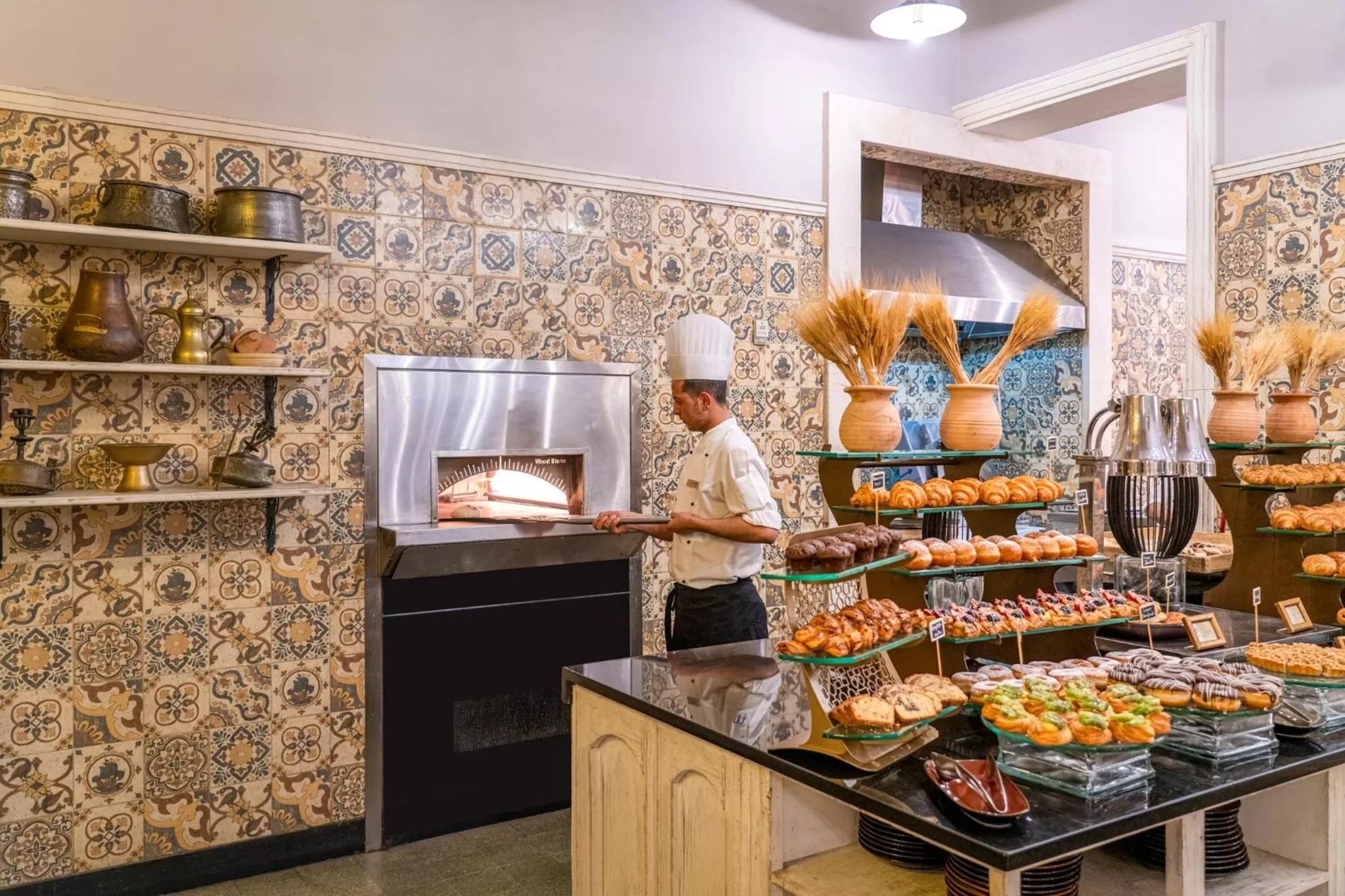 Food and drinks in Fairmont Amman