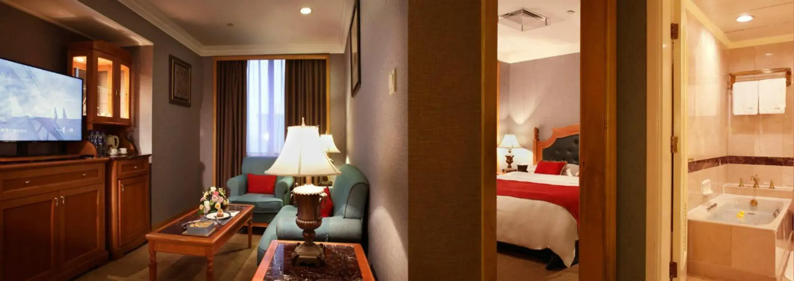 Communal lounge/ TV room in Grand Noble Hotel Dongguan