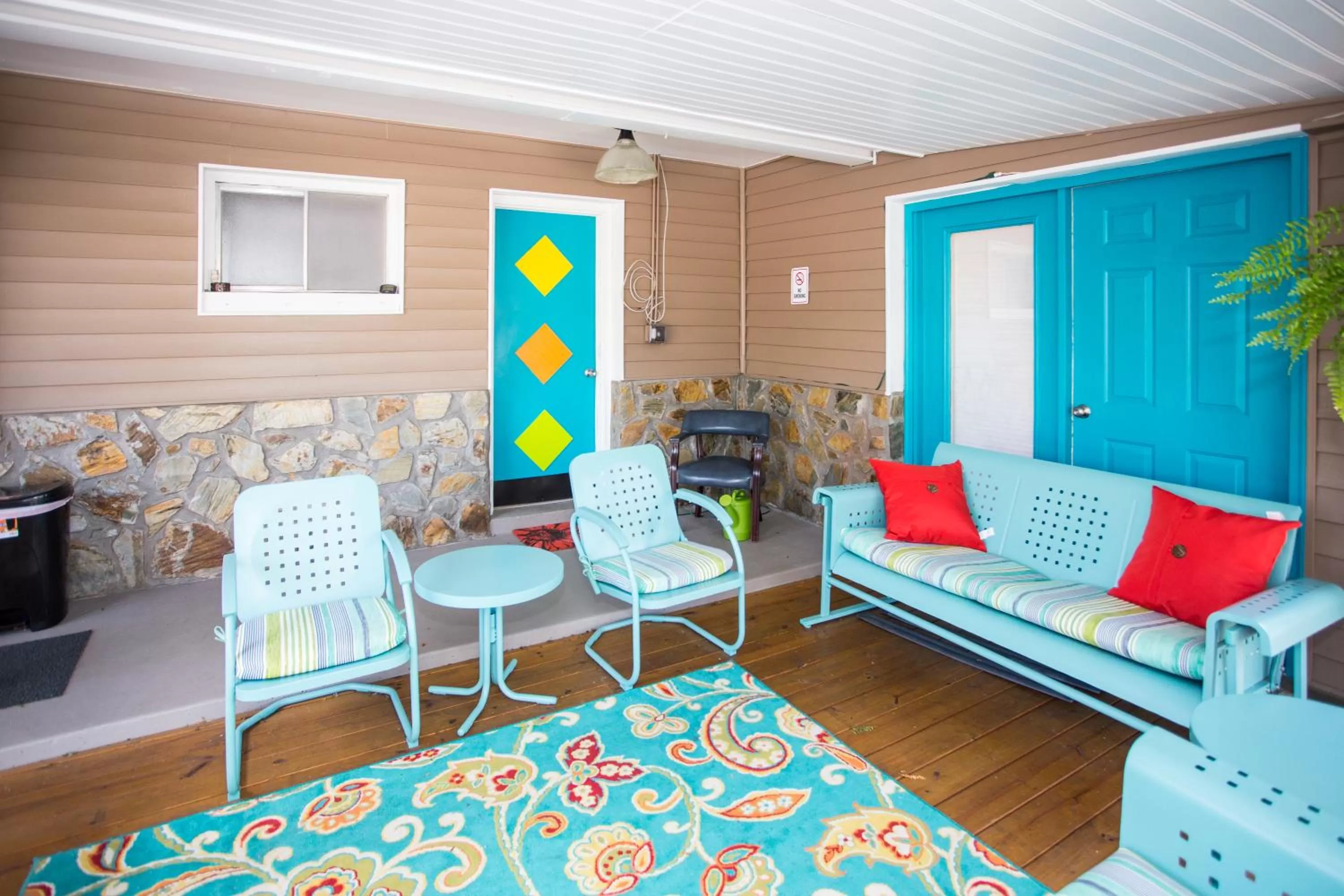 Patio in Sunset Motel