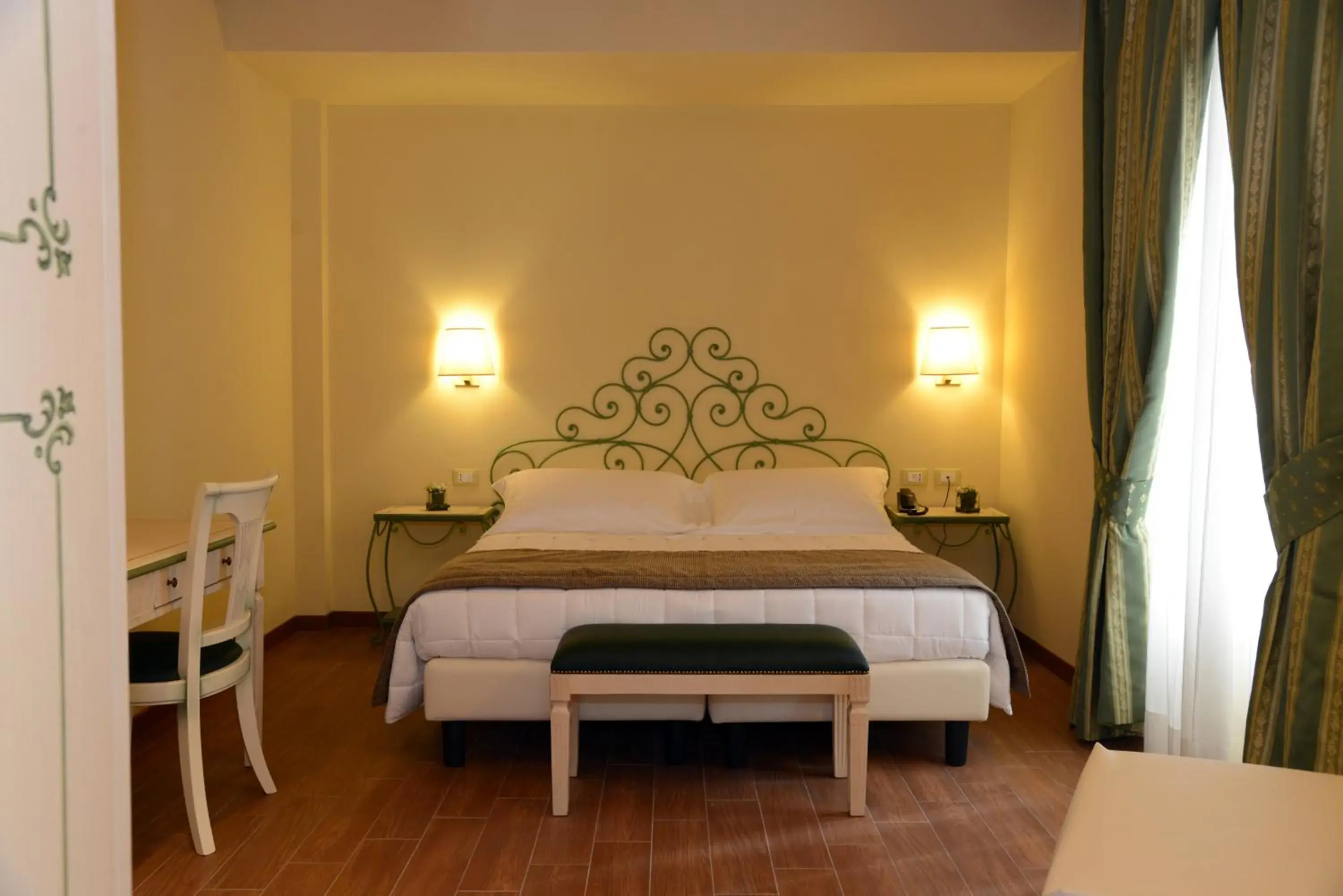 Bed in Hotel Borgo Antico