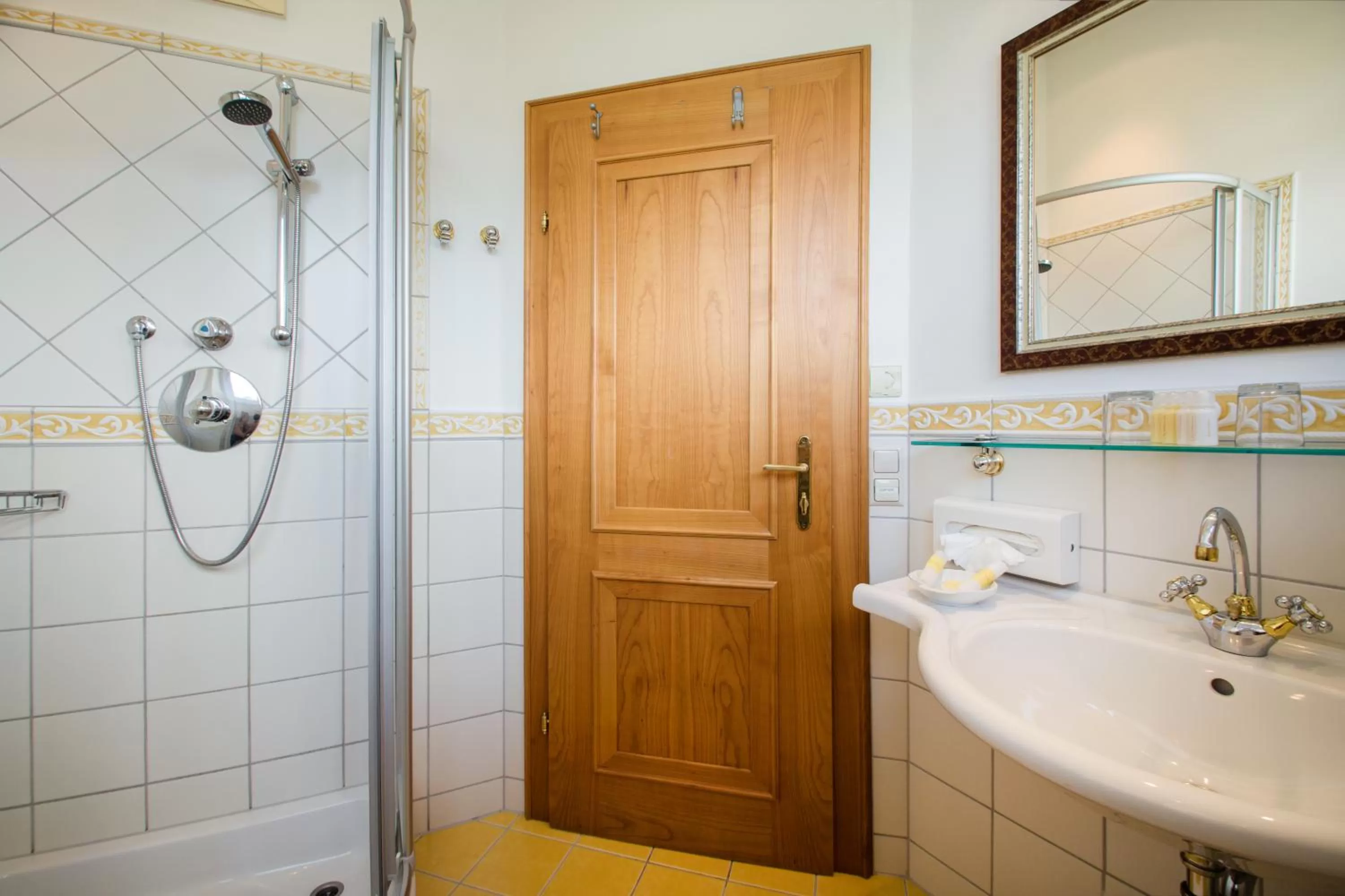 Bathroom in Hotel AlpenSchlössl