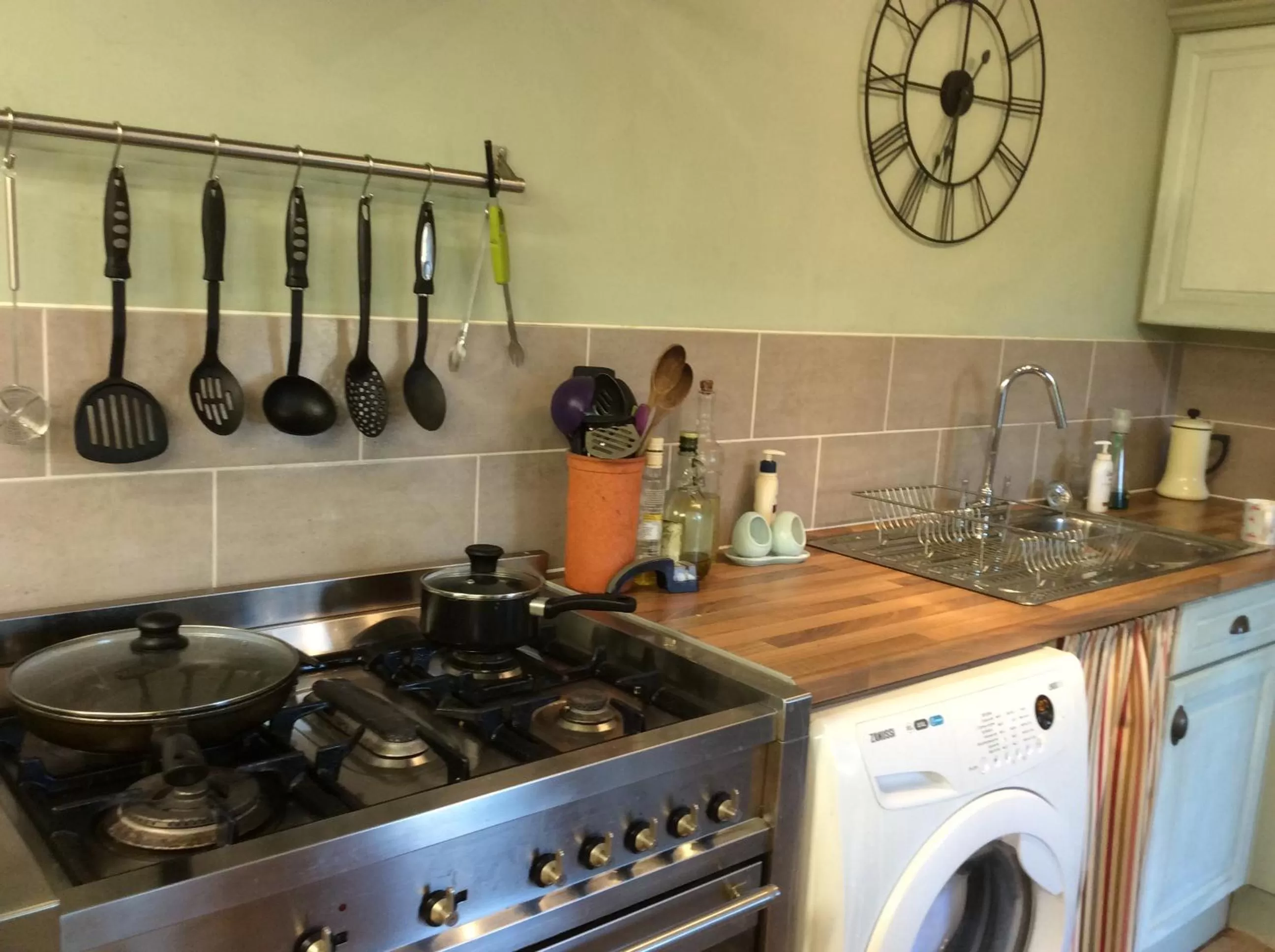 Valley Farmhouse B&B