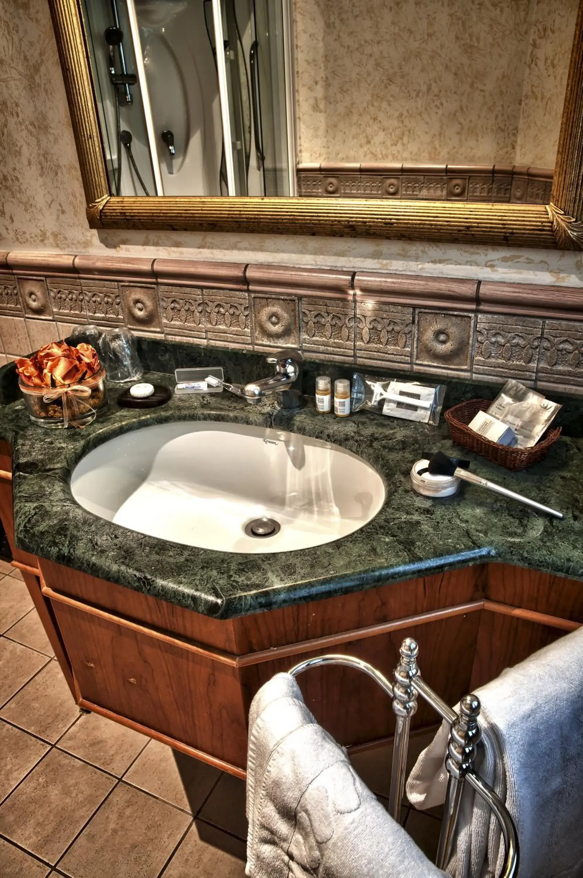 Superior Triple Room in Hotel Cilicia Superior Triple Room in Hotel Cilicia