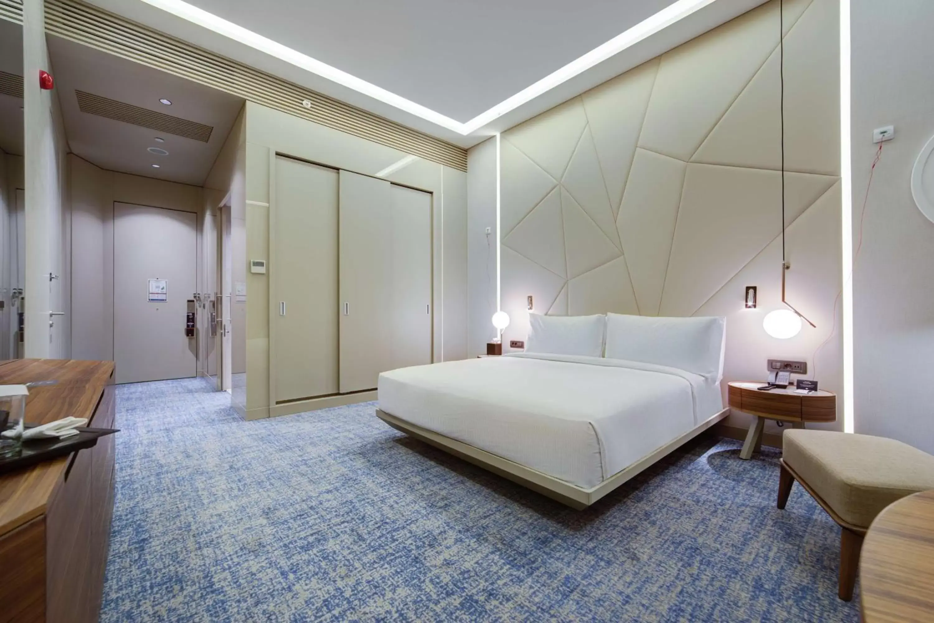 Bed in DoubleTree by Hilton Adana