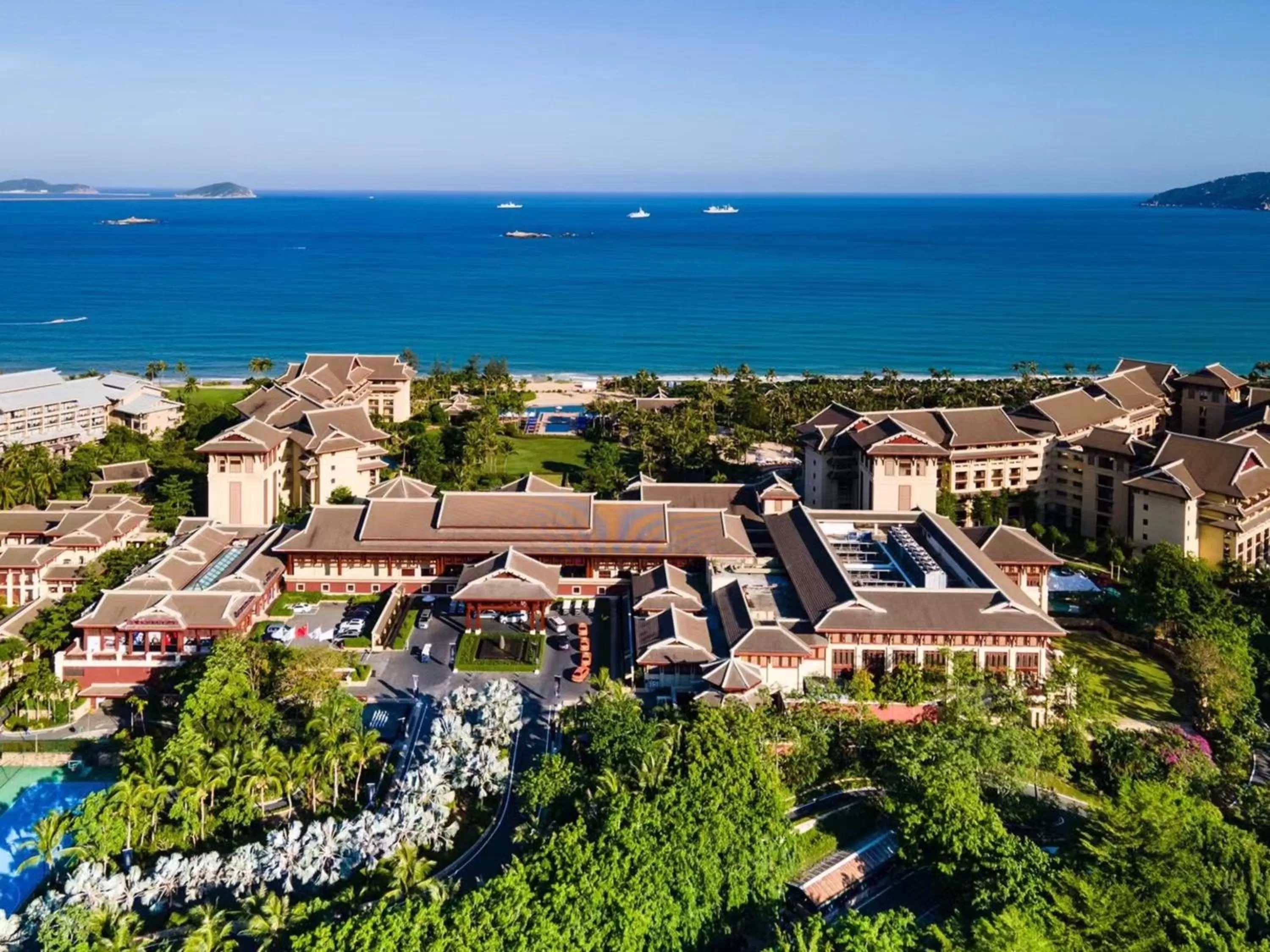 Property building in The Ritz-Carlton Sanya, Yalong Bay