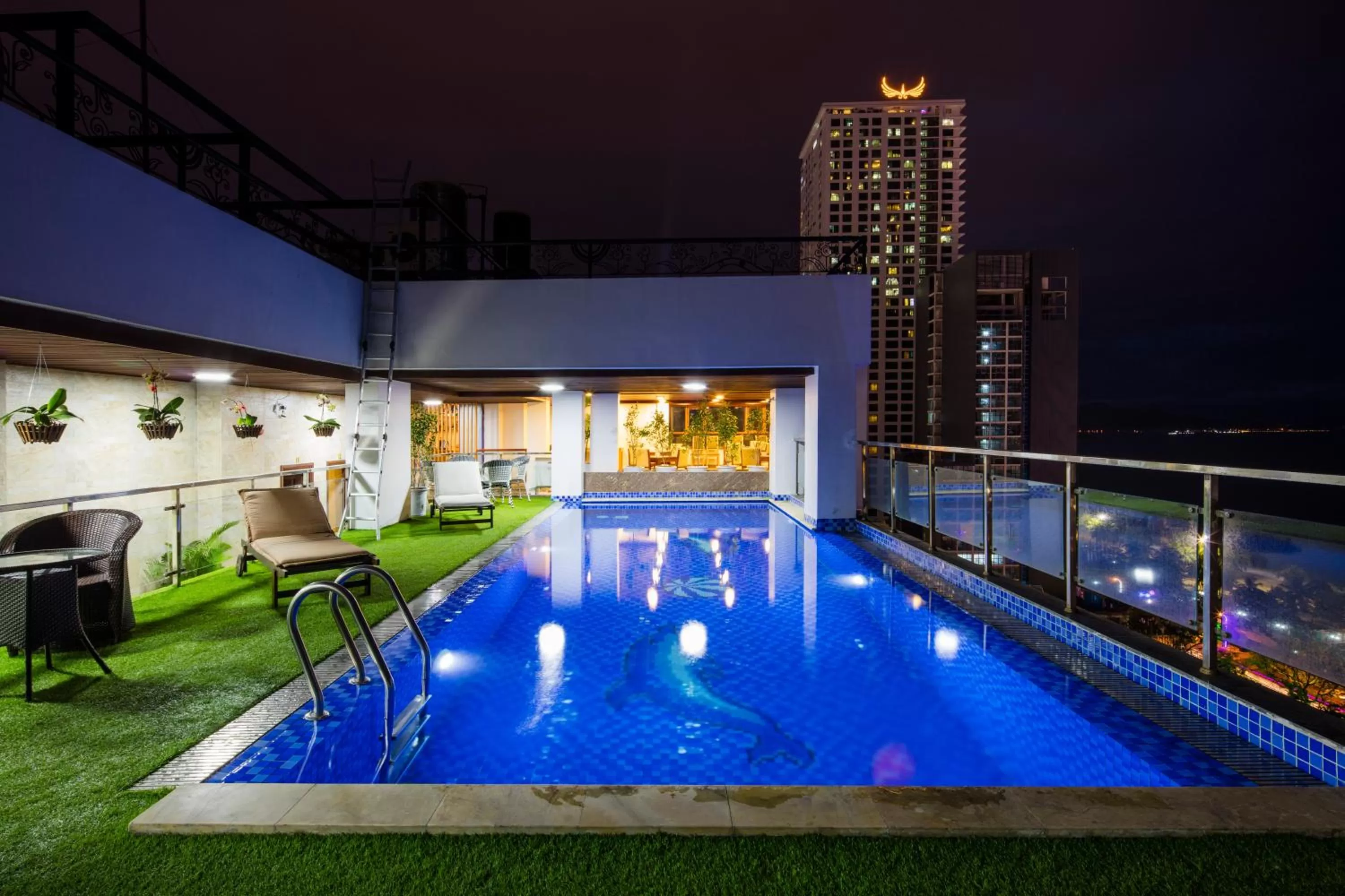 Property building in Apus Hotel