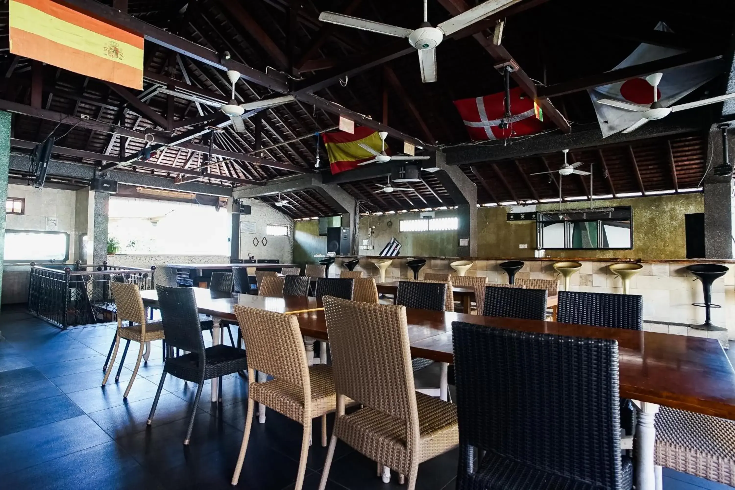 Restaurant/Places to Eat in Taman Ayu Legian