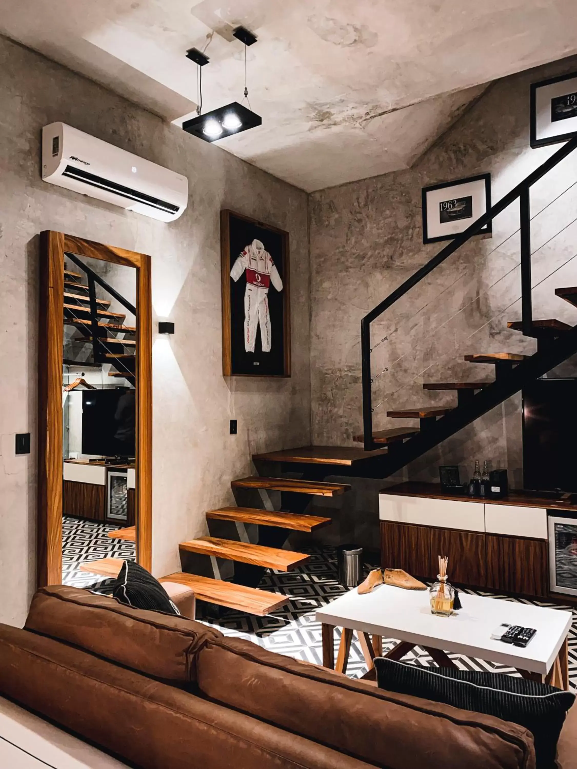 Bed in Diez Diez Collection Bed in Diez Diez Collection