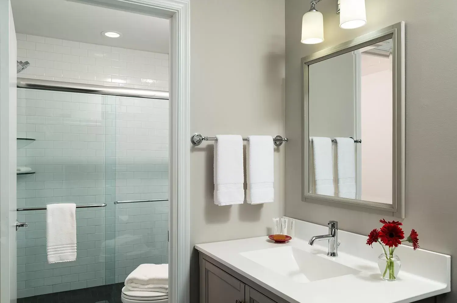 Bathroom in Silver Birches Resort