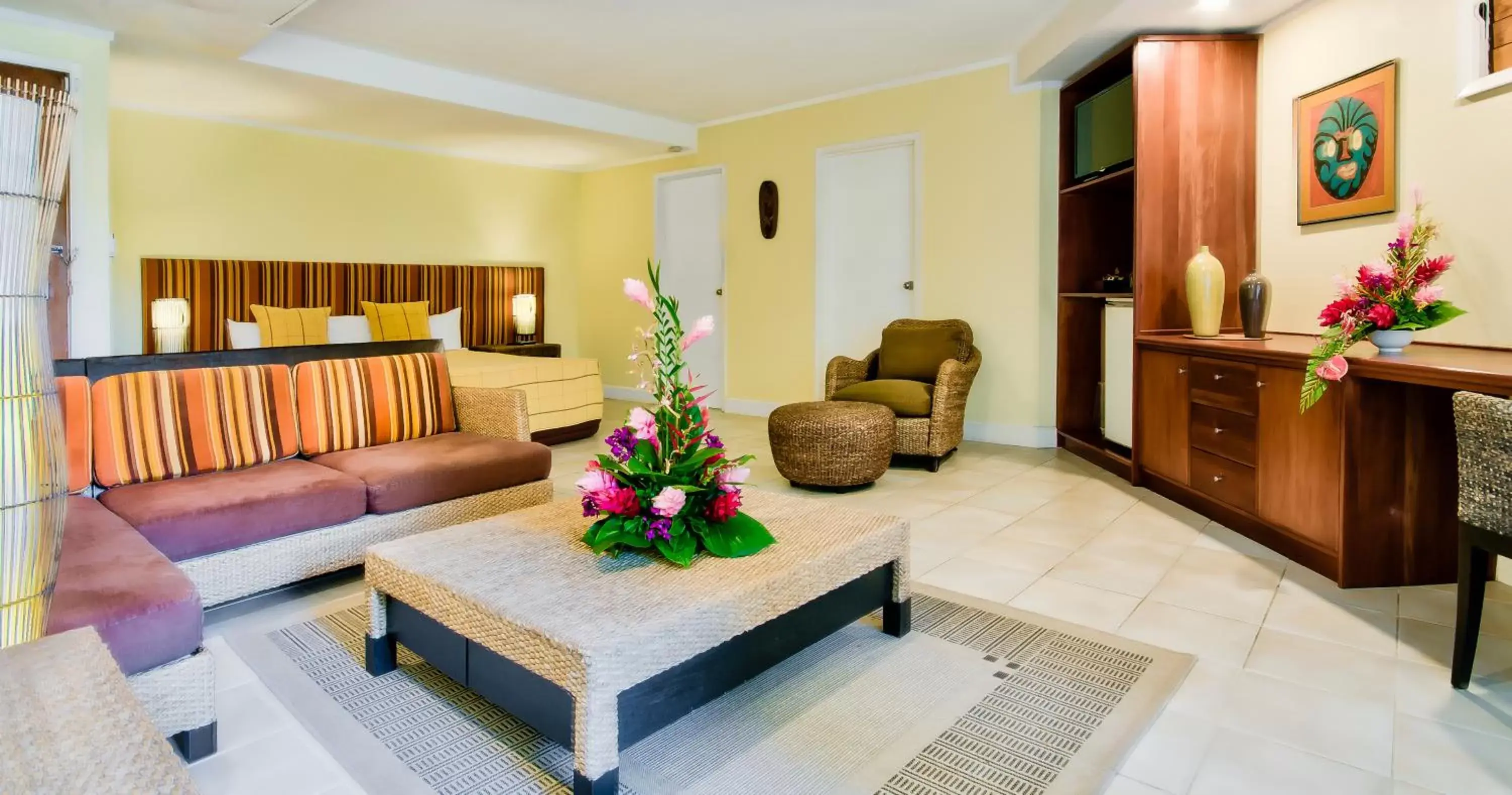 Bedroom, Seating Area in Tanoa International Hotel