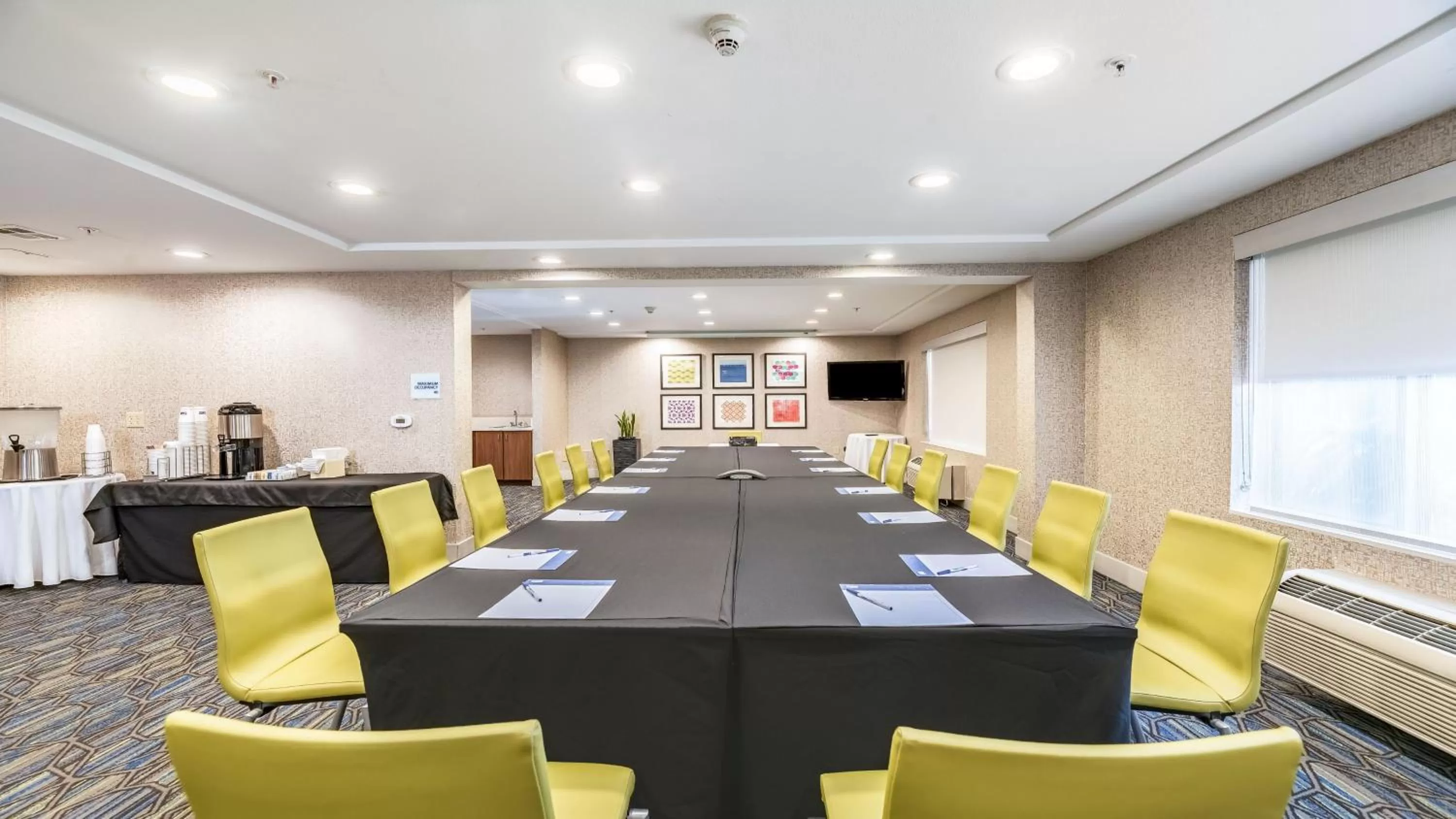 Meeting/conference room in Holiday Inn Express Fremont - Milpitas Central by IHG