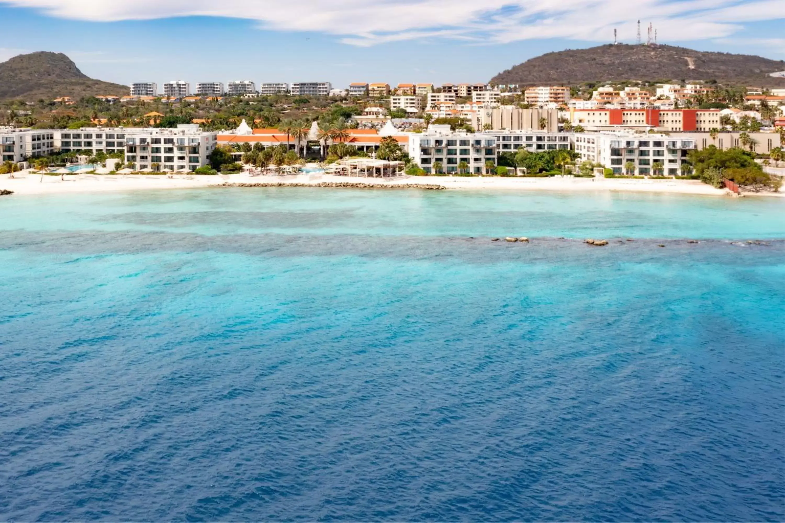 Property building in Curaçao Marriott Beach Resort