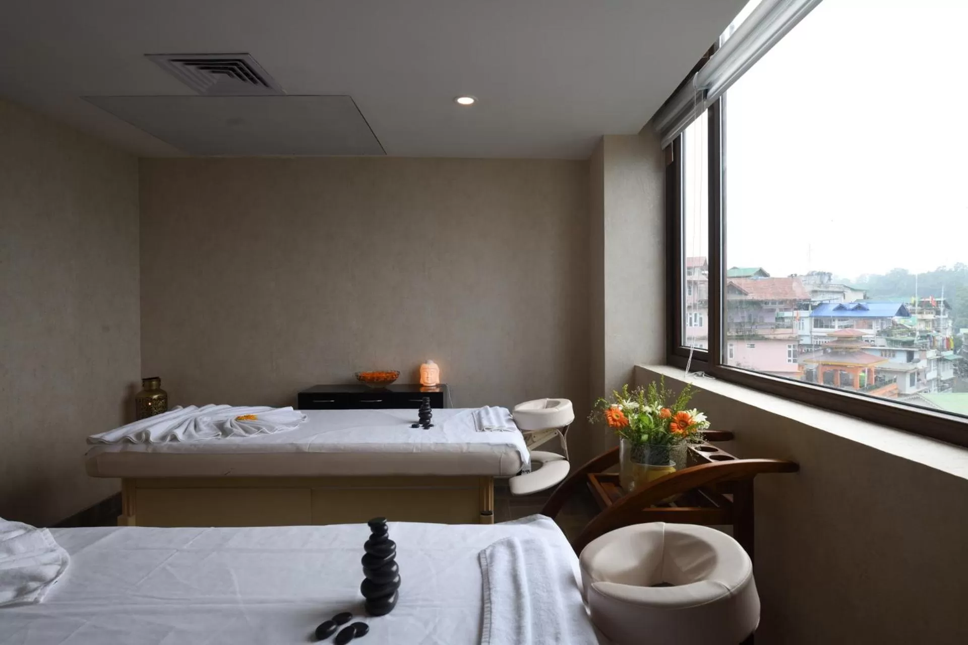 Bed in Ramada by Wyndham Gangtok Hotel & Casino Golden