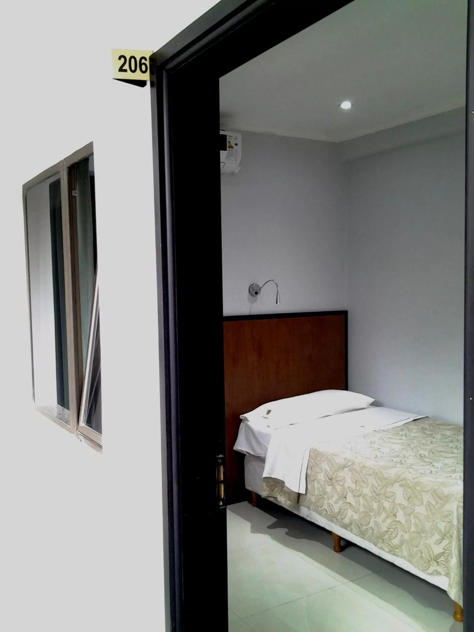 Photo of the whole room, Bed in Hotel Athos