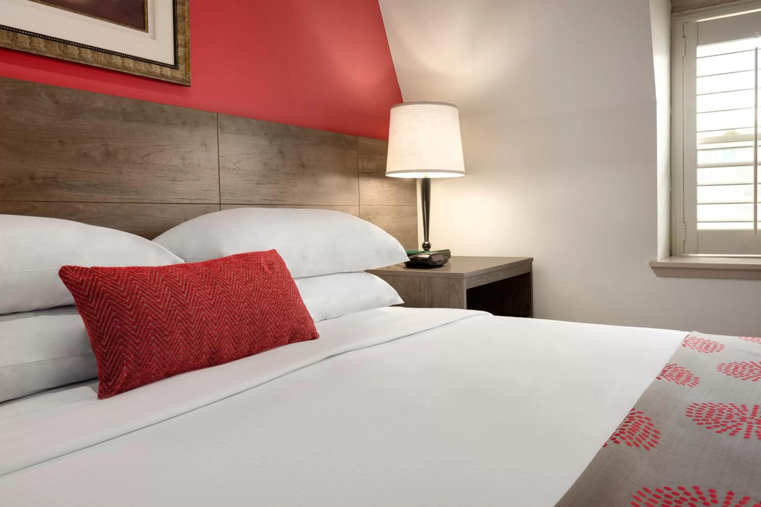 King Room - Mobility Access/Non-Smoking in Ramada by Wyndham Oakland Downtown City Center