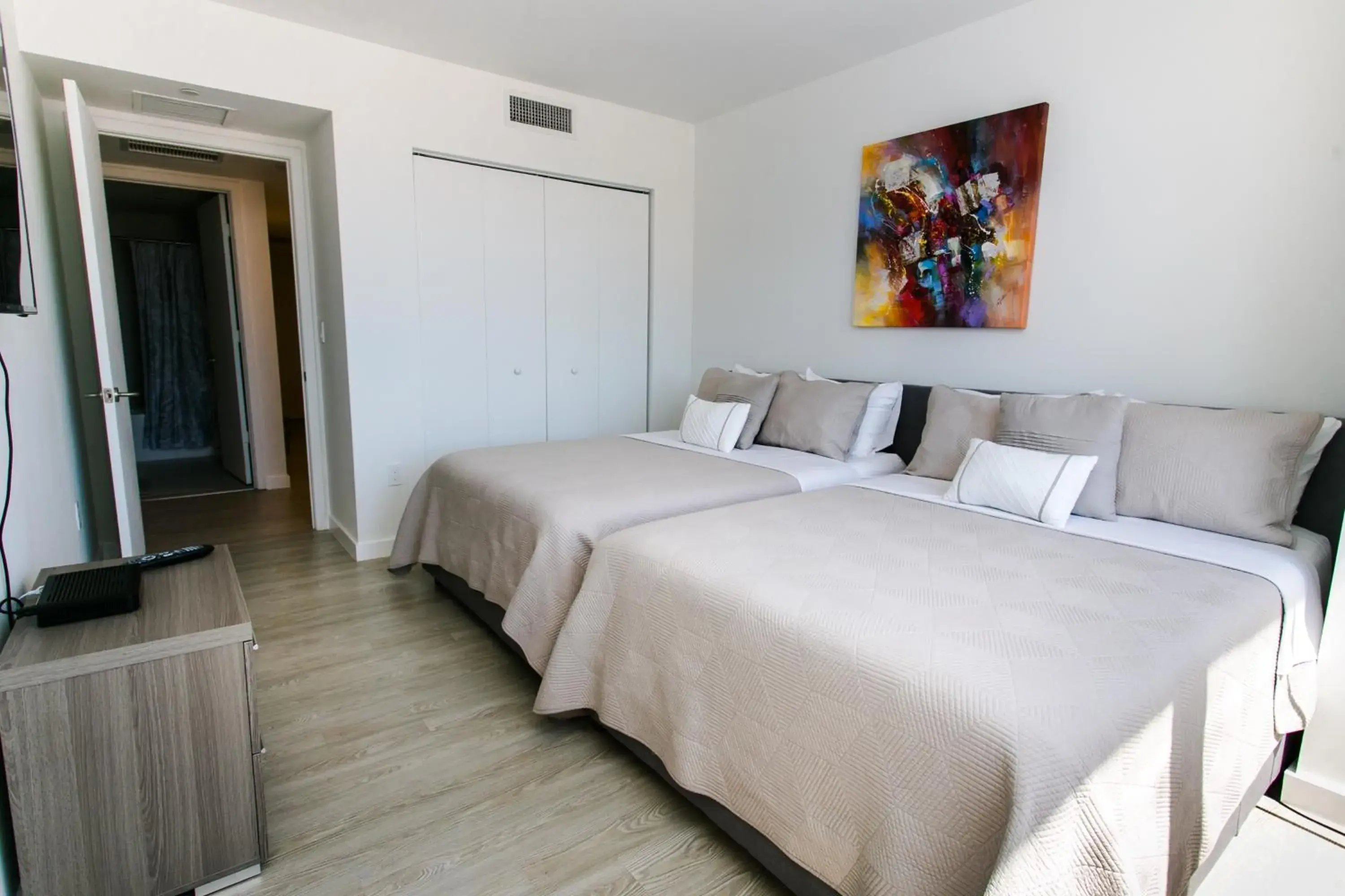 Bed in Beachwalk Elite Hotels and Resort