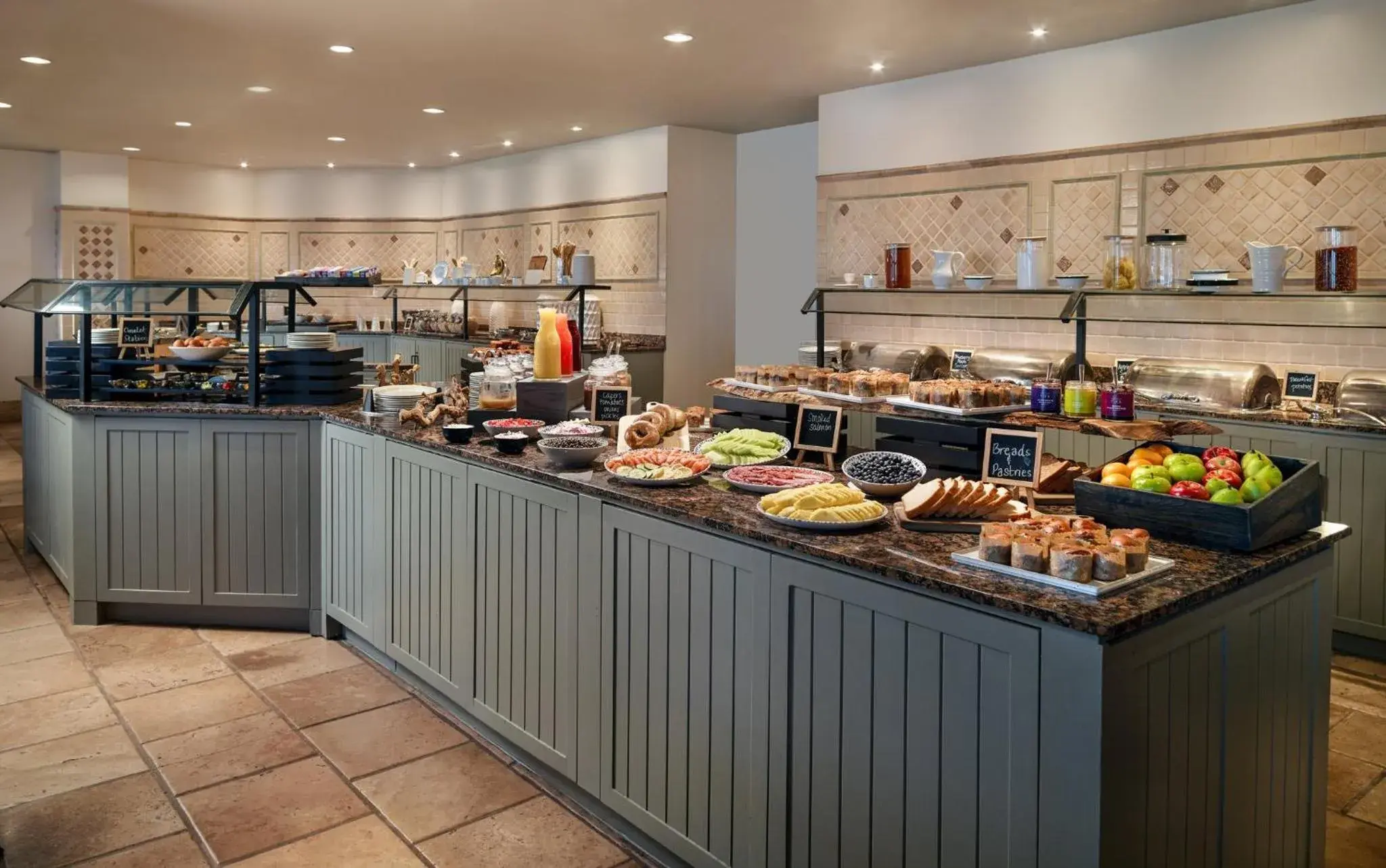 Buffet breakfast, Restaurant/Places to Eat in Omni Barton Creek Resort and Spa Austin