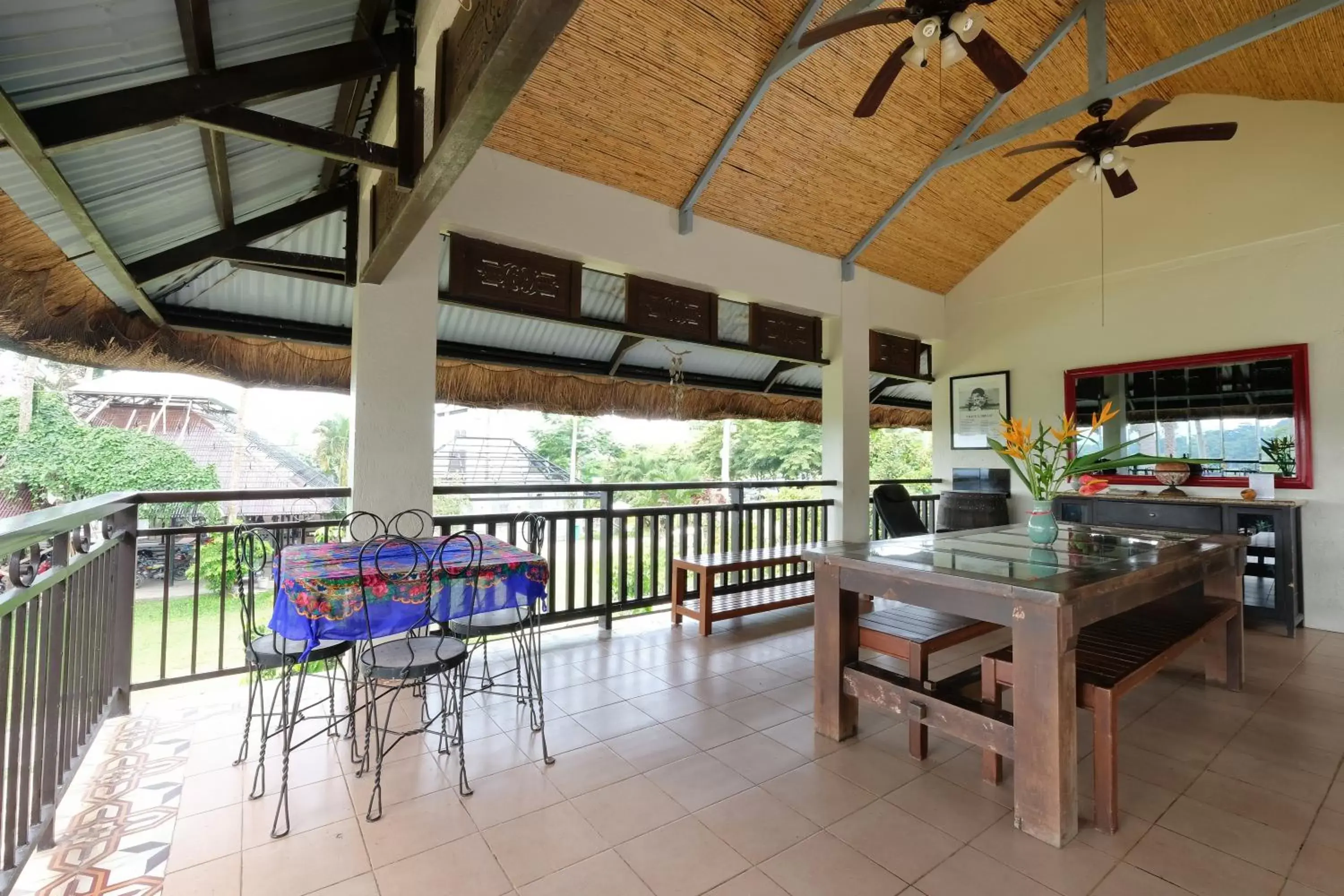 Restaurant/Places to Eat in The Duyan House at Sinagtala Resort