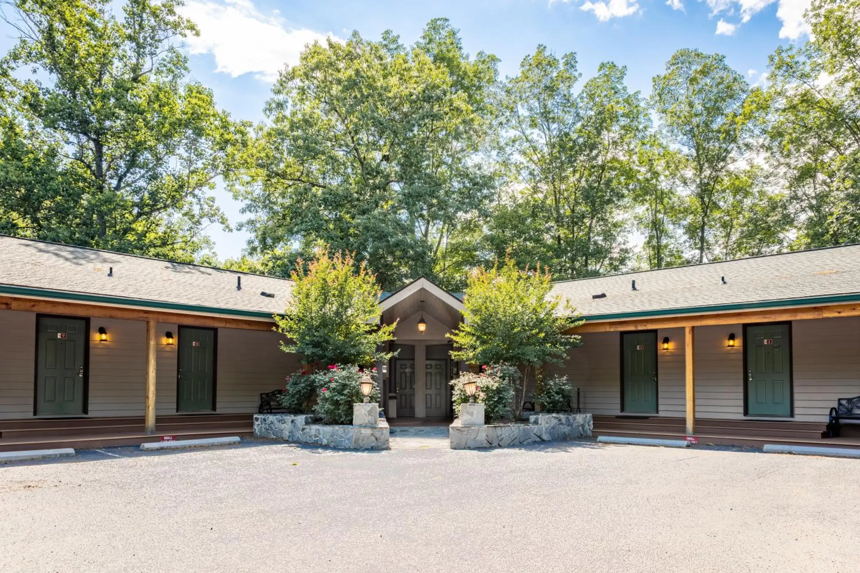 Property Building in Halesford Harbour Resort - Smith Mountain Lake
