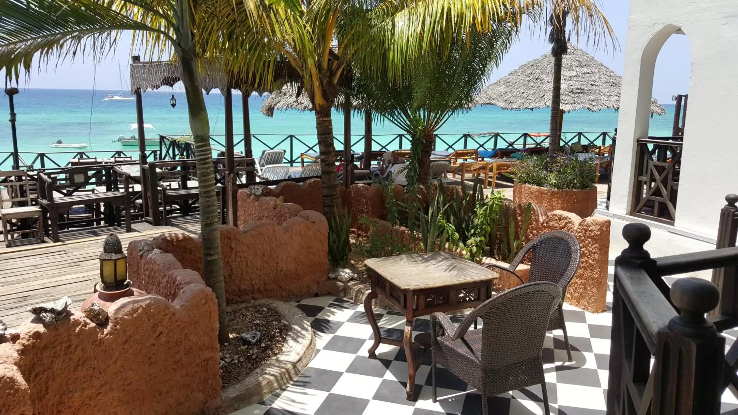 Balcony/Terrace, Restaurant/Places to Eat in Langi Langi Beach Bungalows