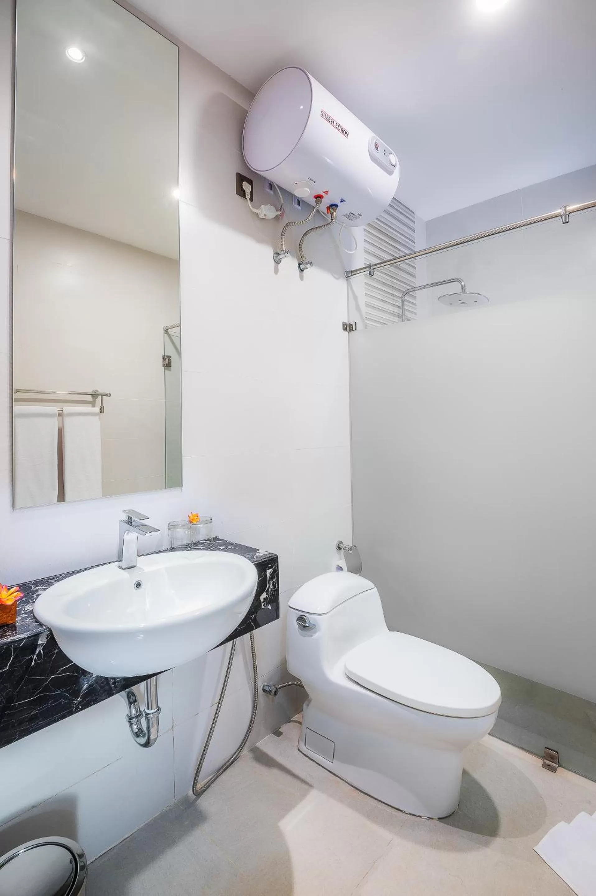 Toilet in Padmasari Resort Lovina