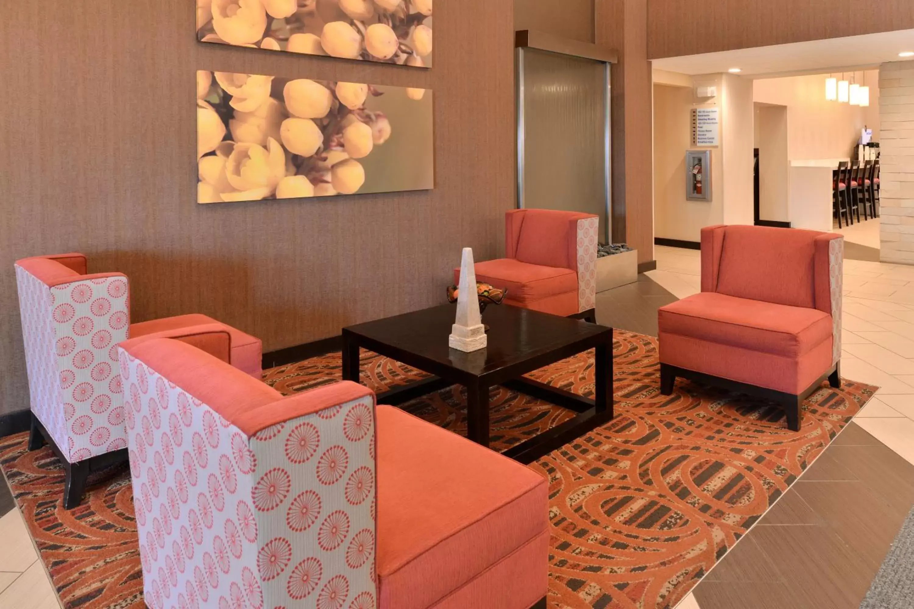 Property building, Lobby/Reception in Holiday Inn Express Hotel & Suites Indianapolis W - Airport Area, an IHG Hotel