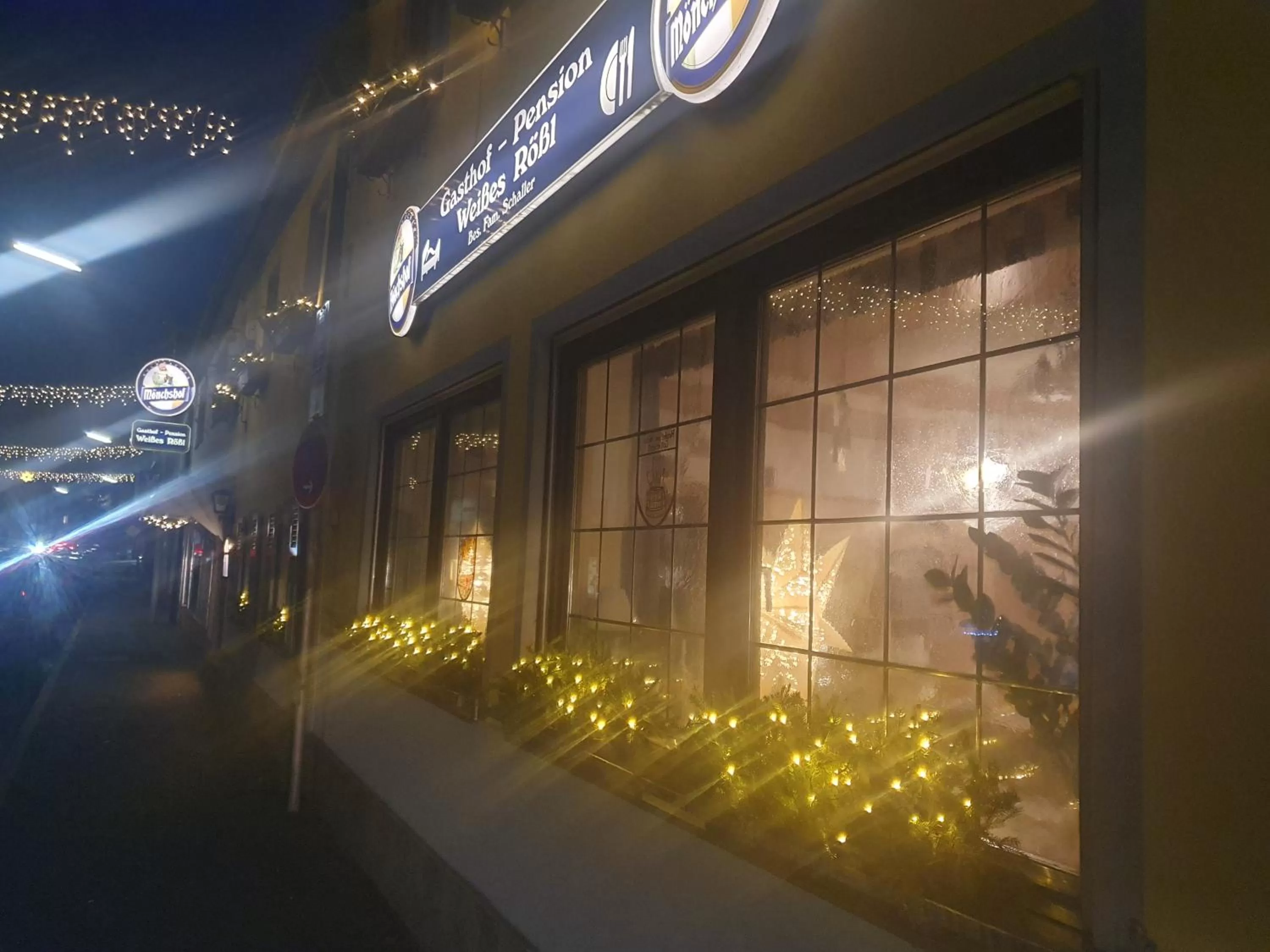Gasthof Pension Weißes Rössl