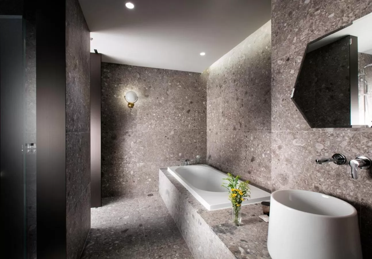 Bathroom in Park Marine Hotel