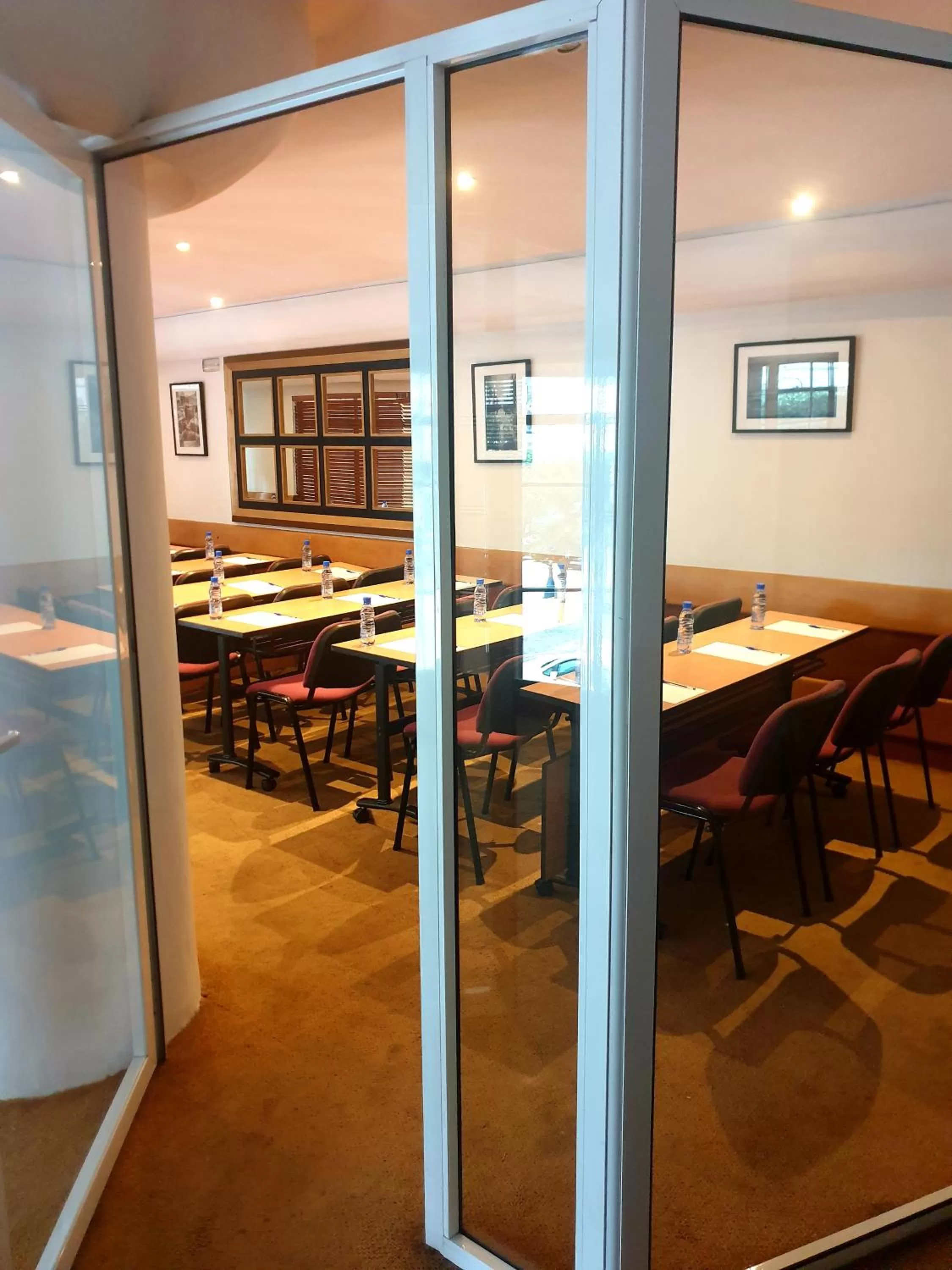 Meeting/conference room in Hôtel Rembrandt