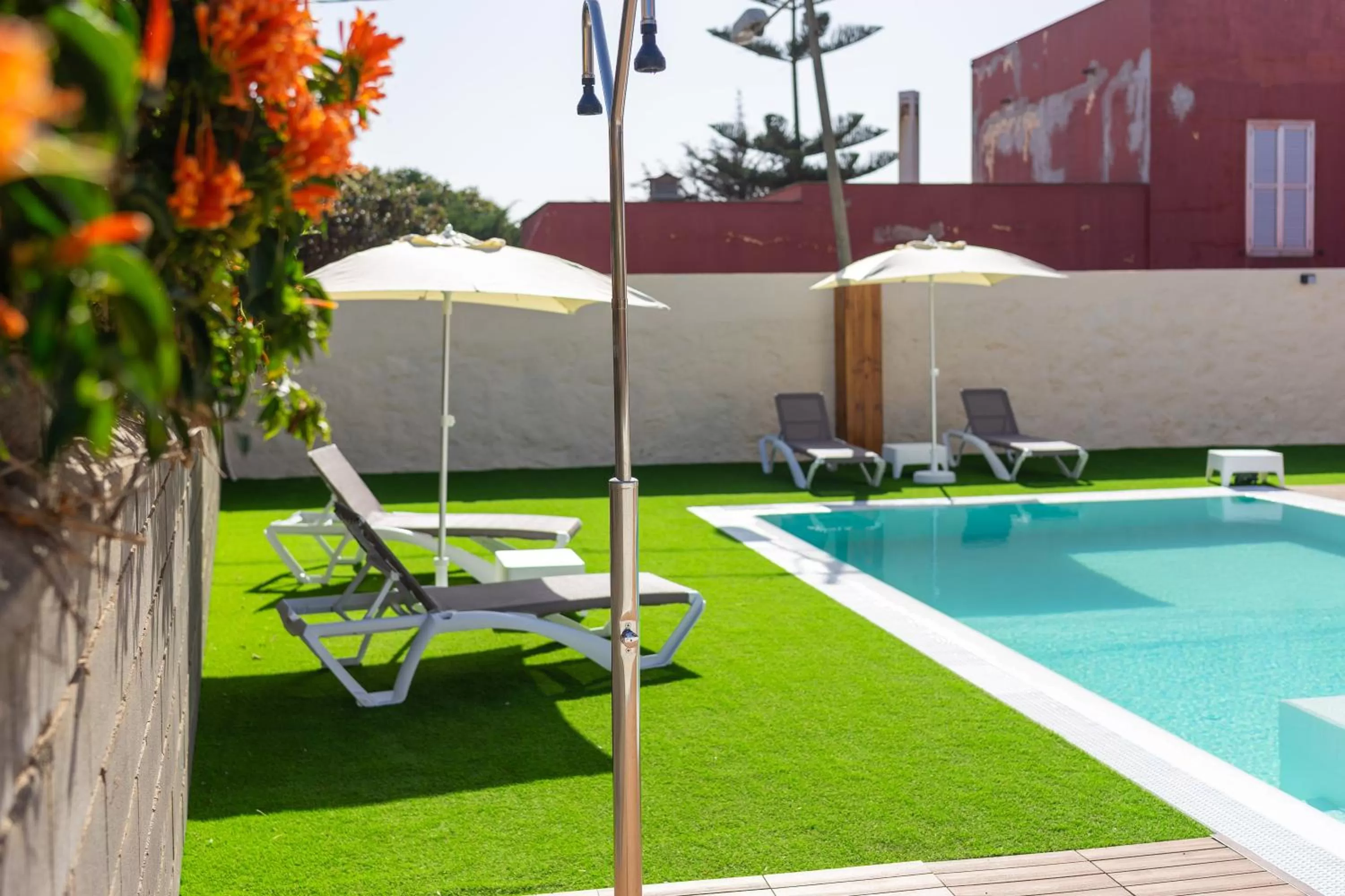 Swimming pool in Albor Suites