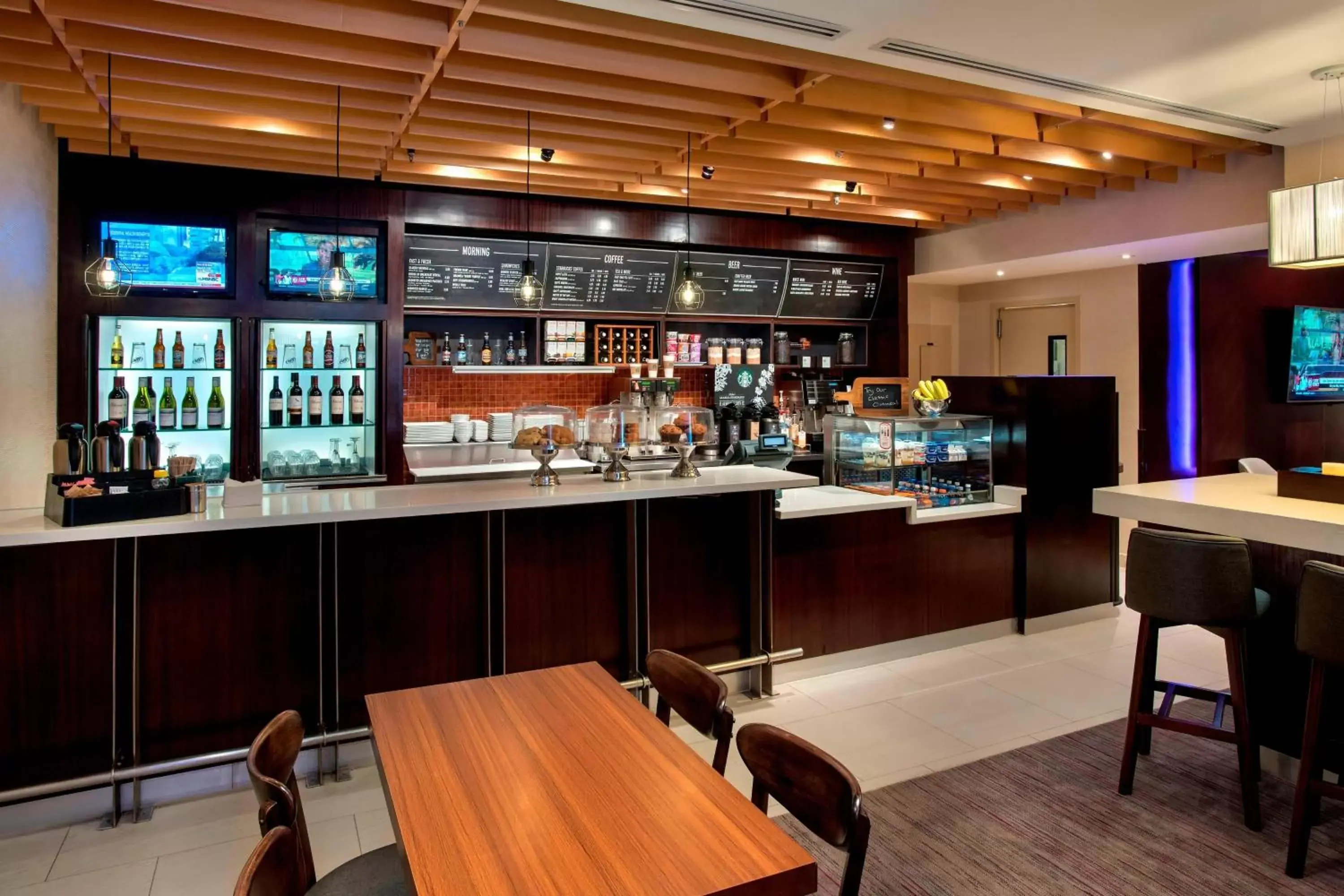 Restaurant/places to eat in Courtyard by Marriott New York Manhattan / Soho