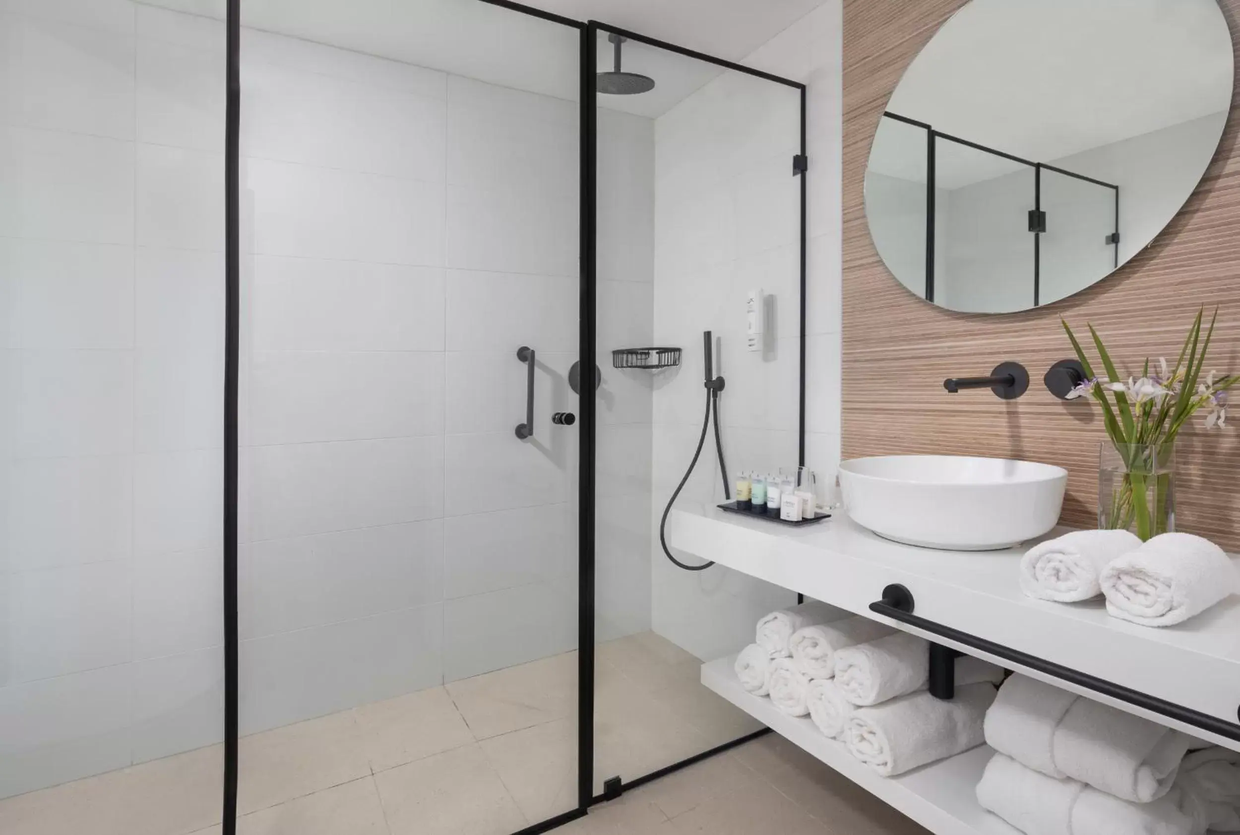 Bathroom in Hacienda Forest View Hotel