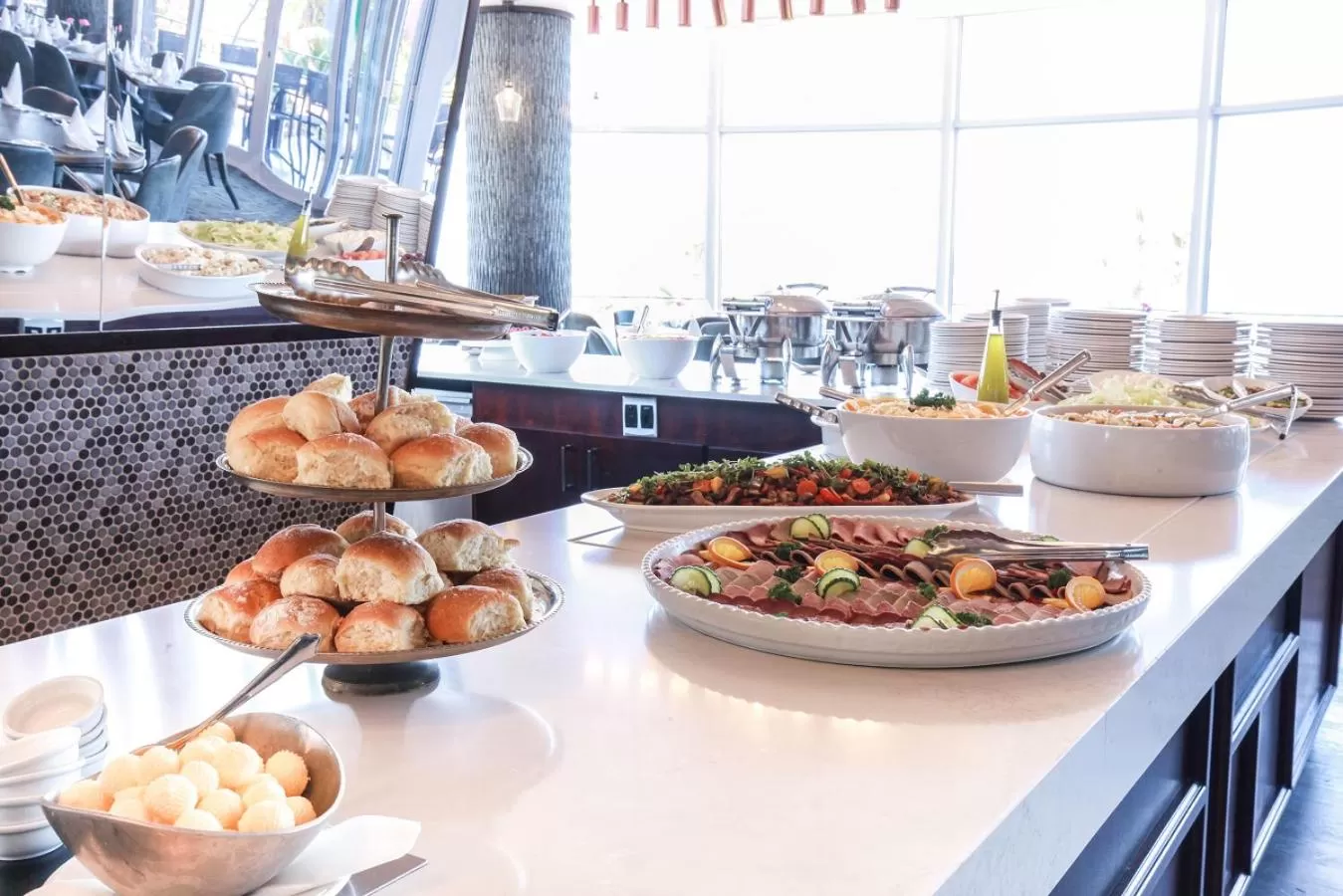 Restaurant/places to eat in Blue Waters Hotel