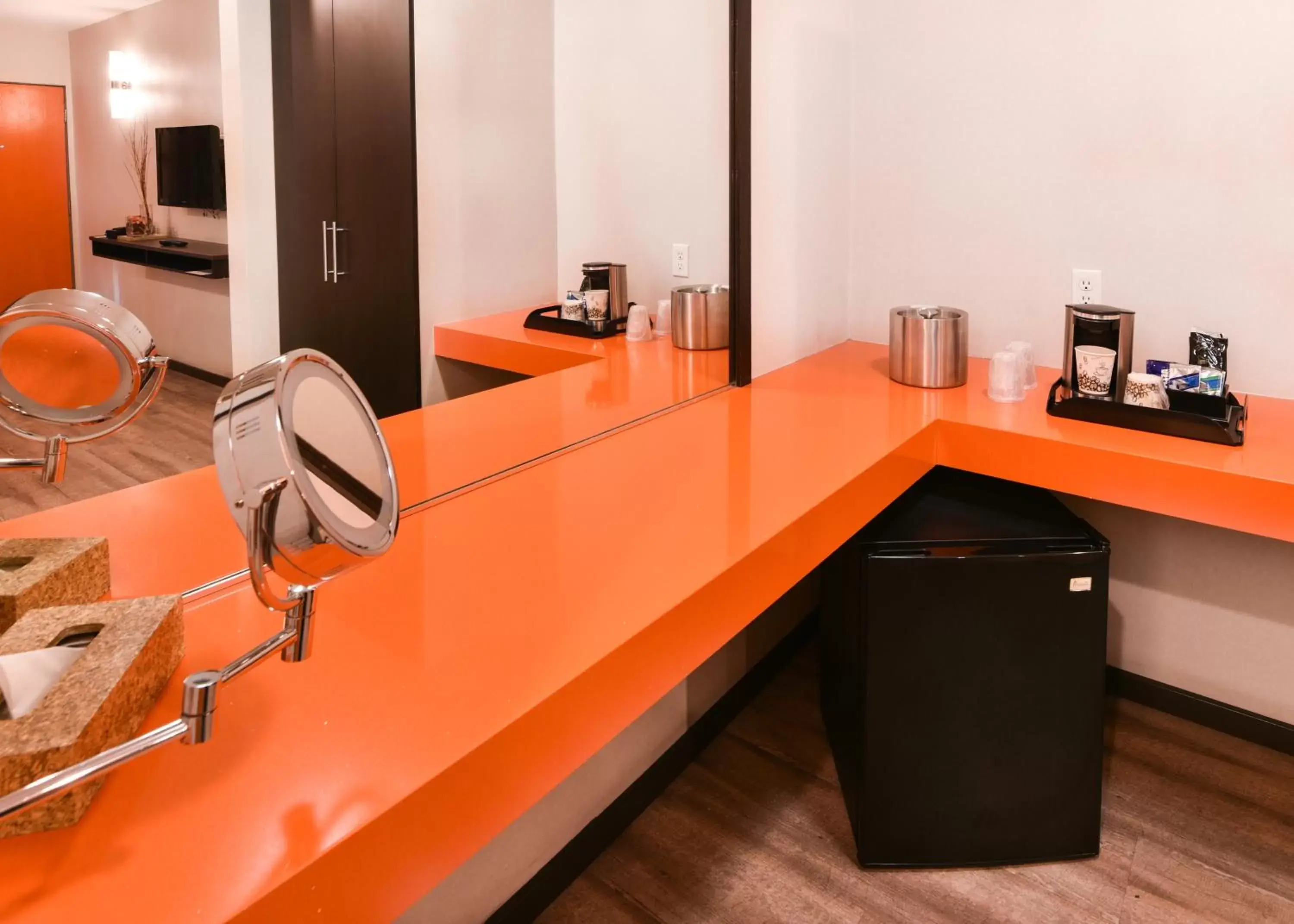 Bathroom in The Tangerine - a Burbank Hotel