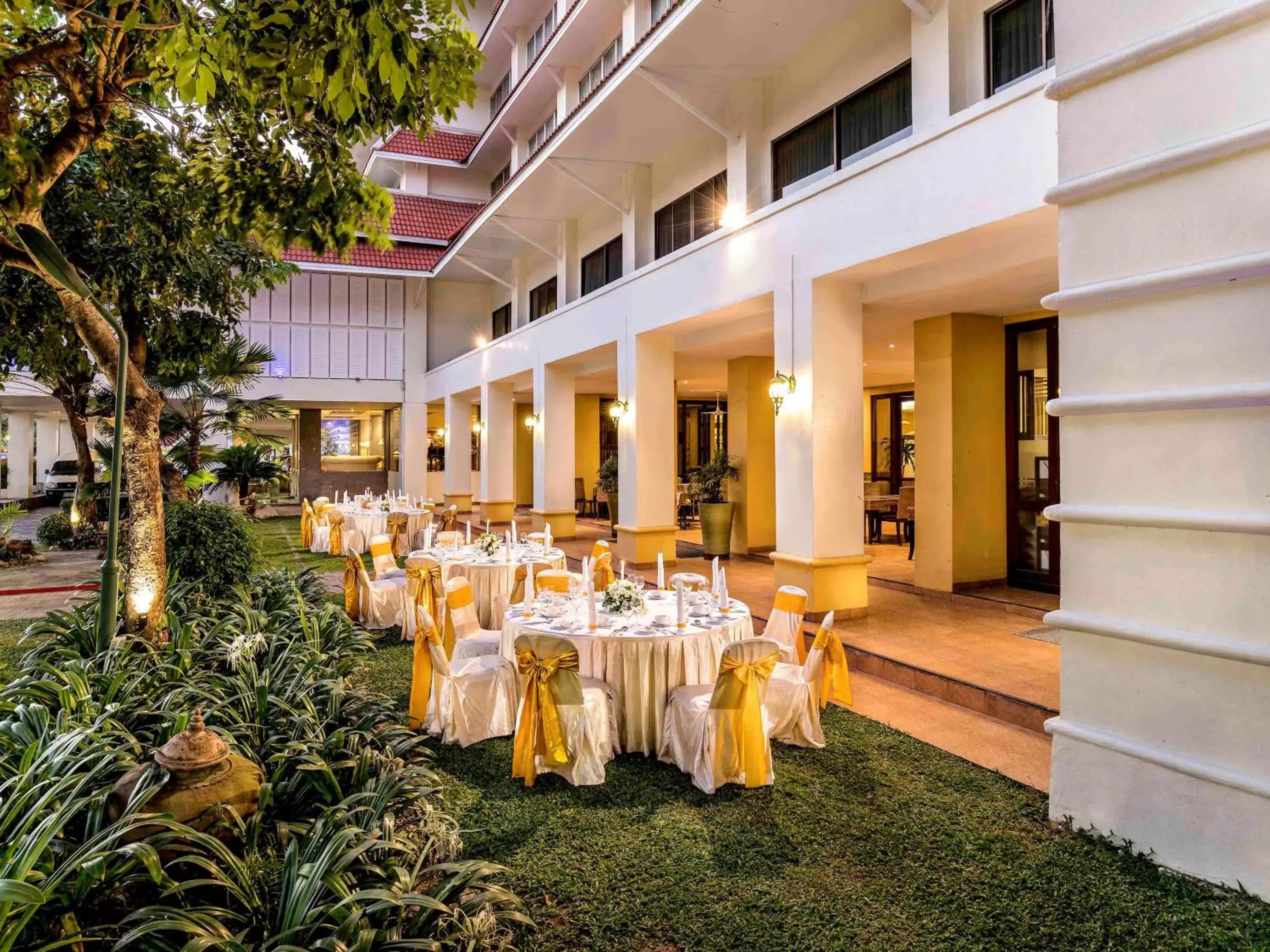 Property building, Banquet Facilities in Mercure Chiang Mai