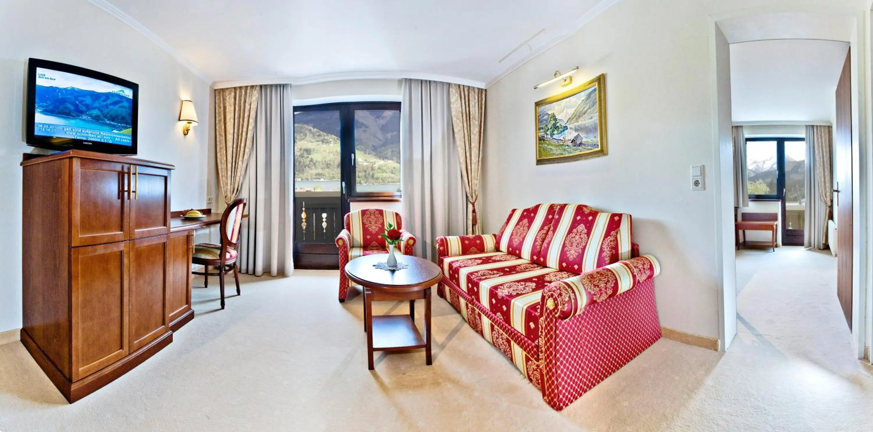 Photo of the whole room in Hotel Berner