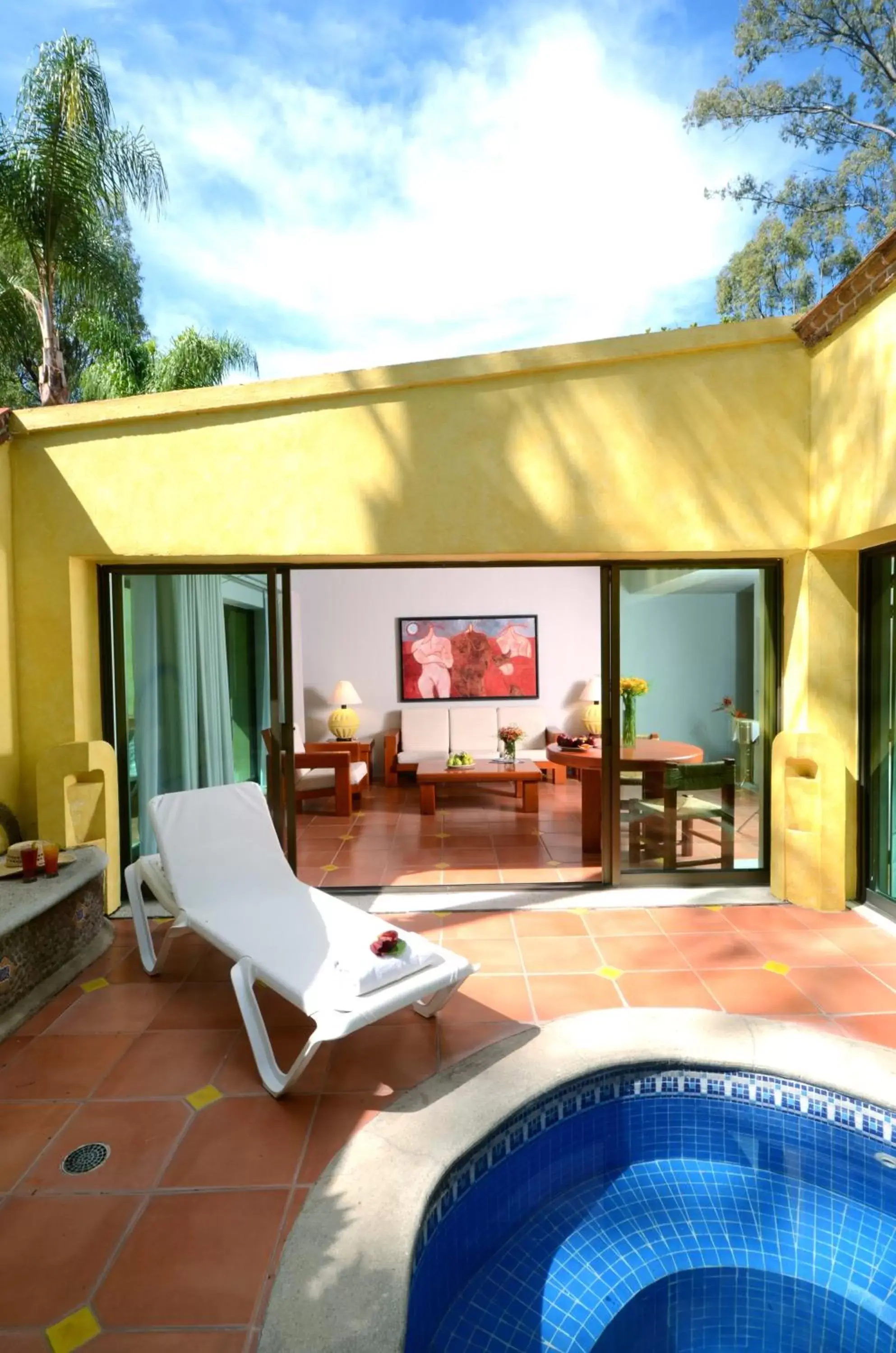 Suite with Private Pool in Real de Chapala