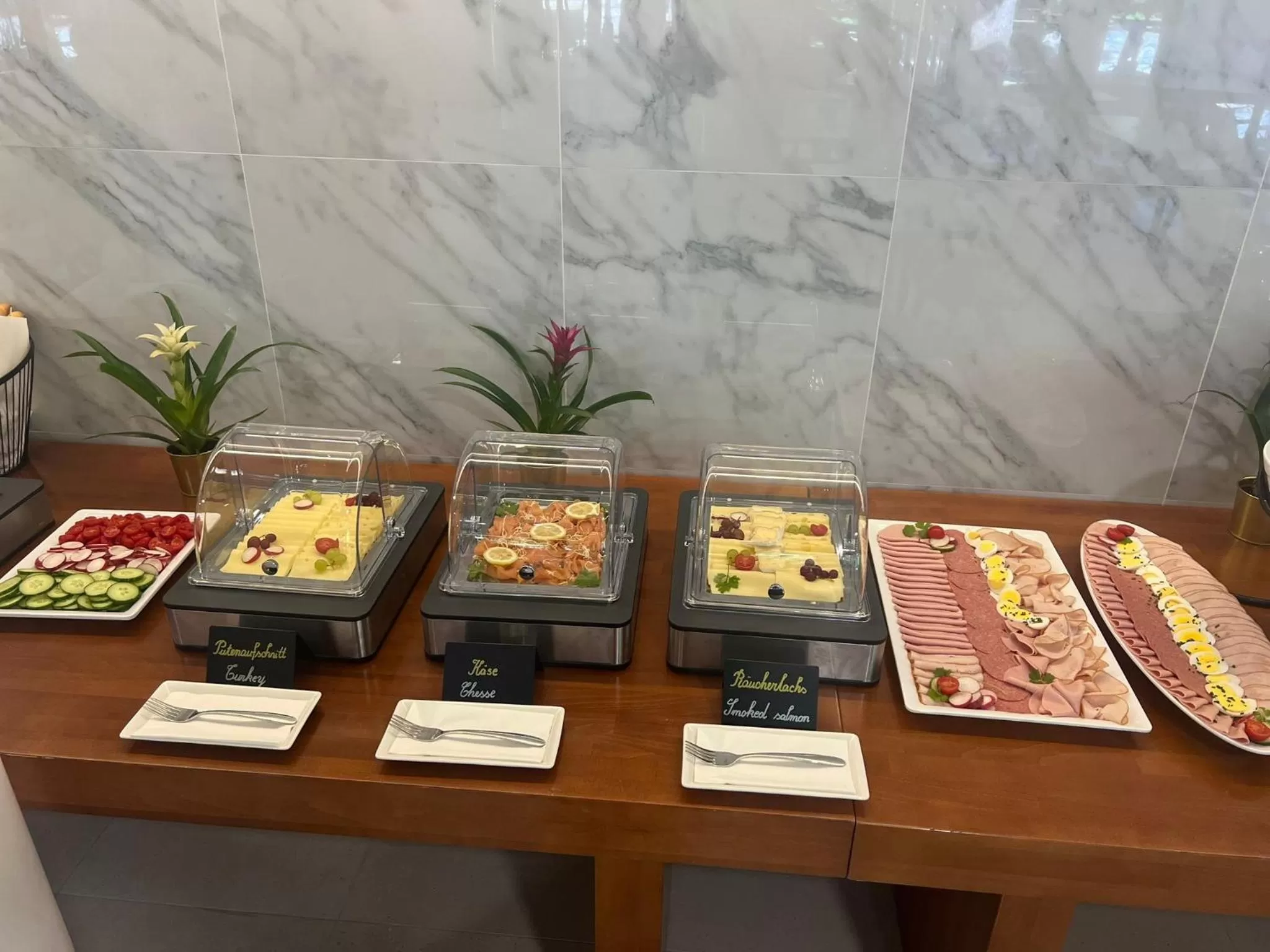 Breakfast in Gartenhotel Altmannsdorf