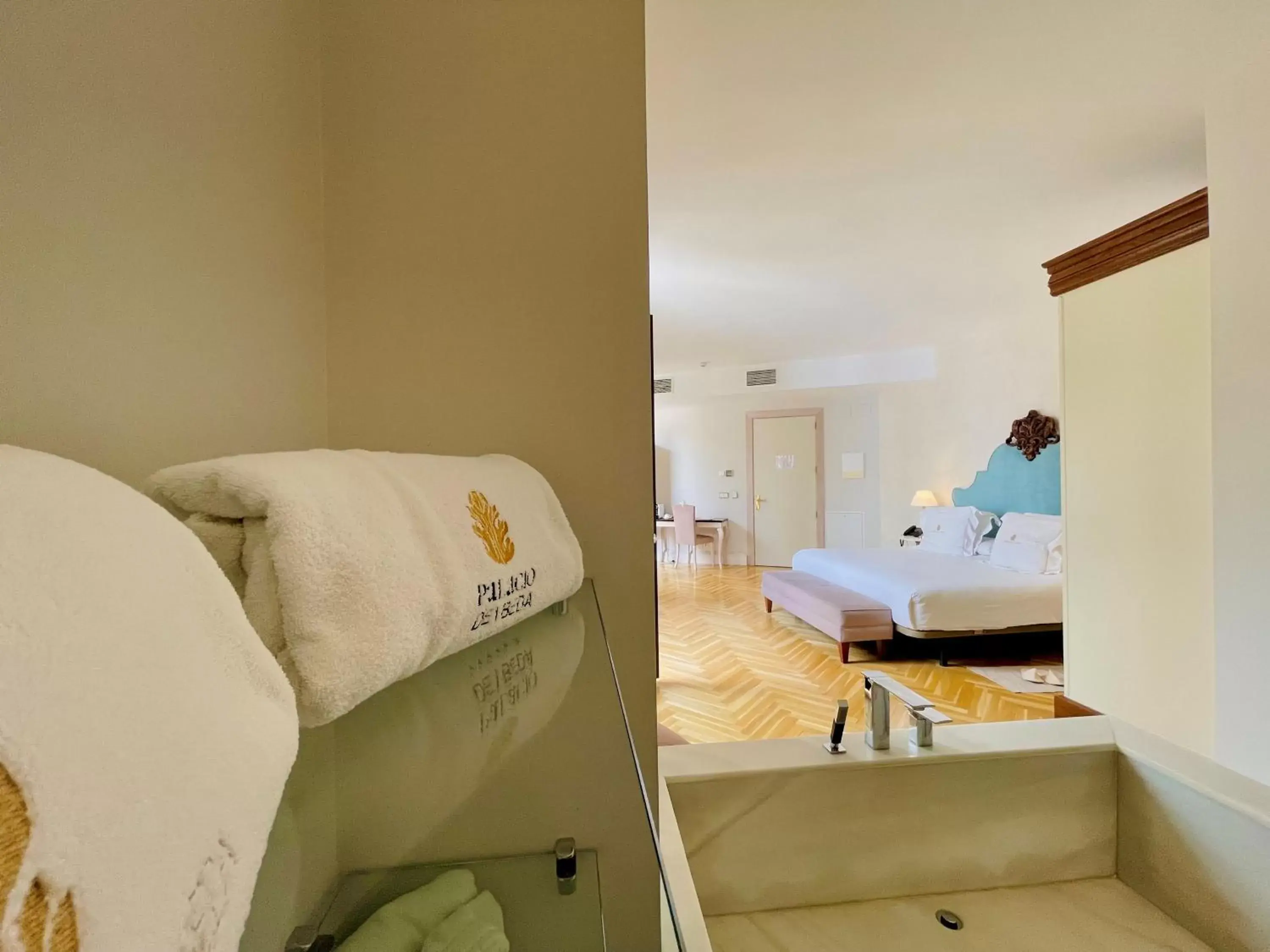 Property building, Bed in Hotel Palacio De Úbeda 5 G.L