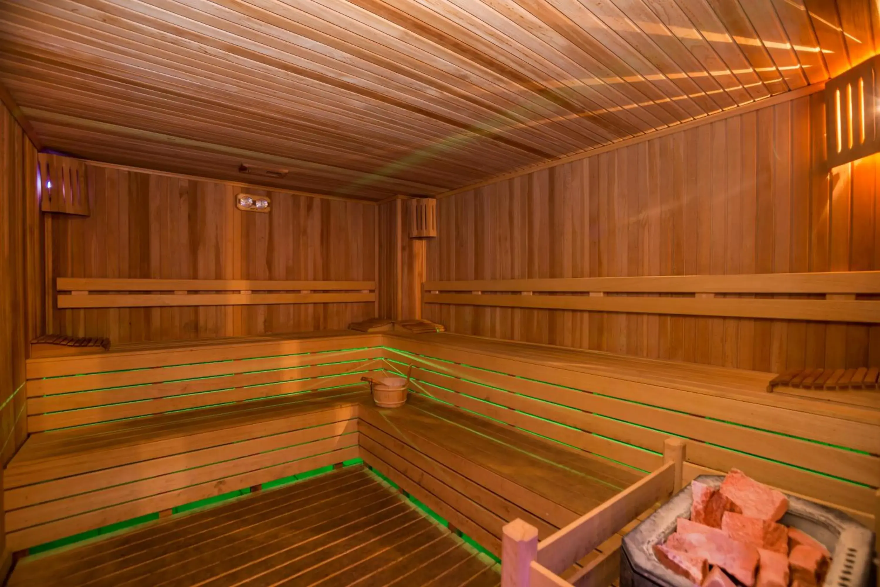 Sauna in Tac Premier Hotel & Spa