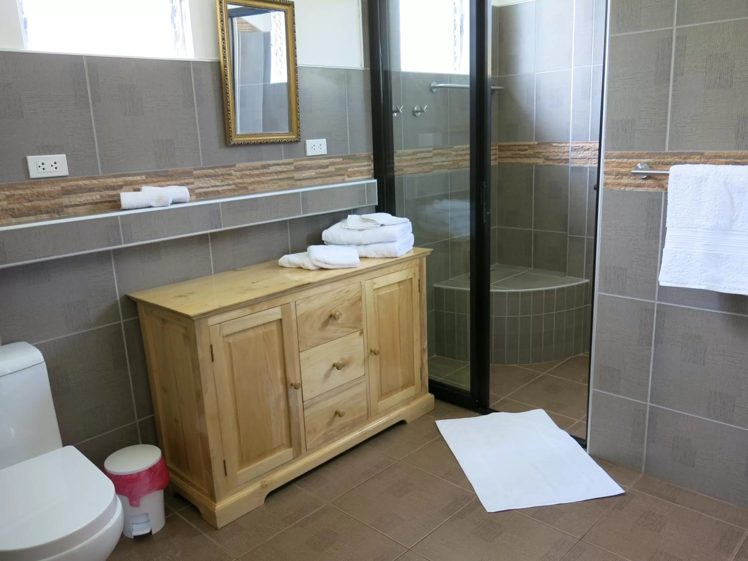 Bathroom in Alona's Coral Garden Resort (Adult-Only)