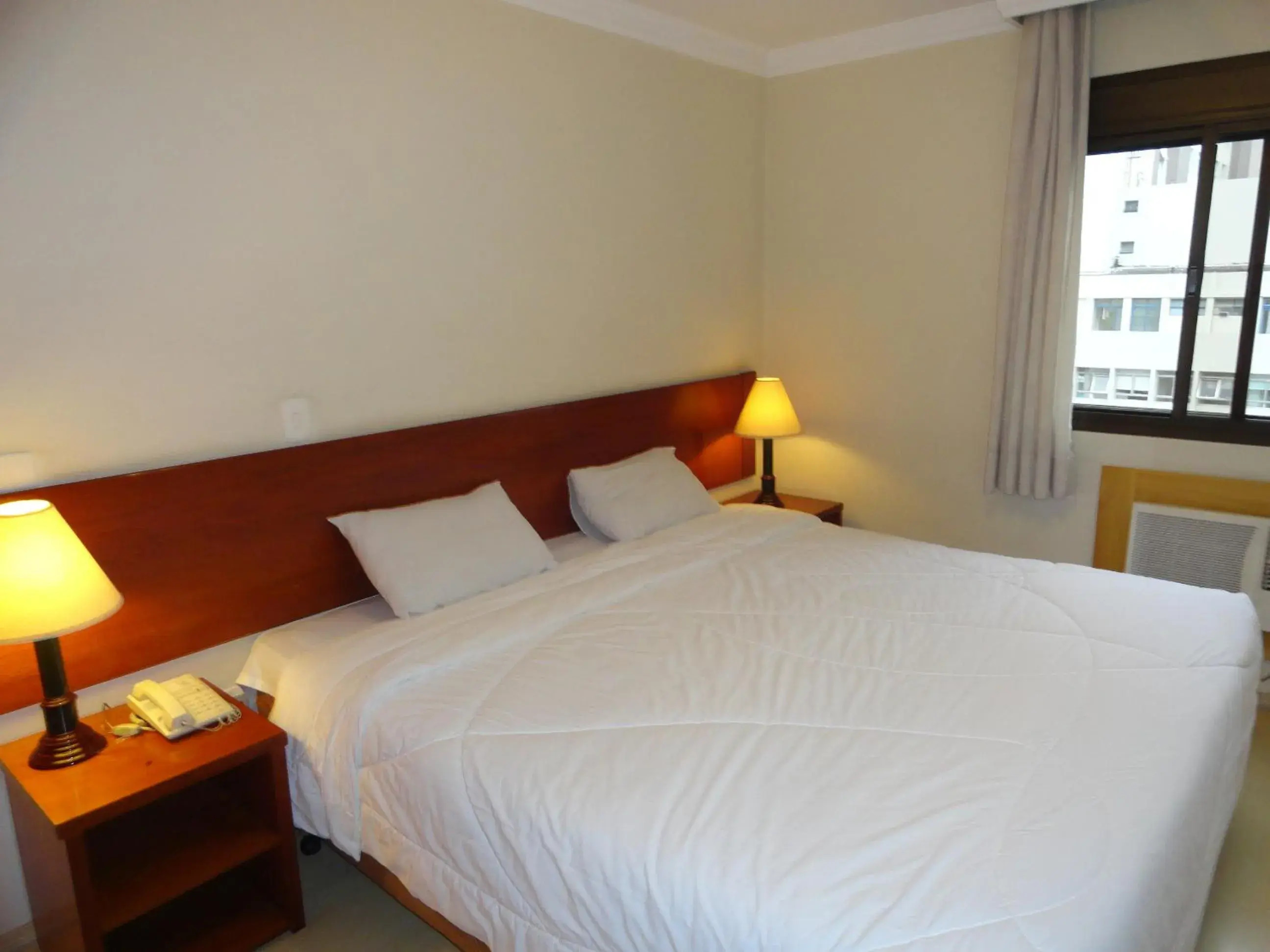 Superior Double Room - single occupancy in London Class Suits